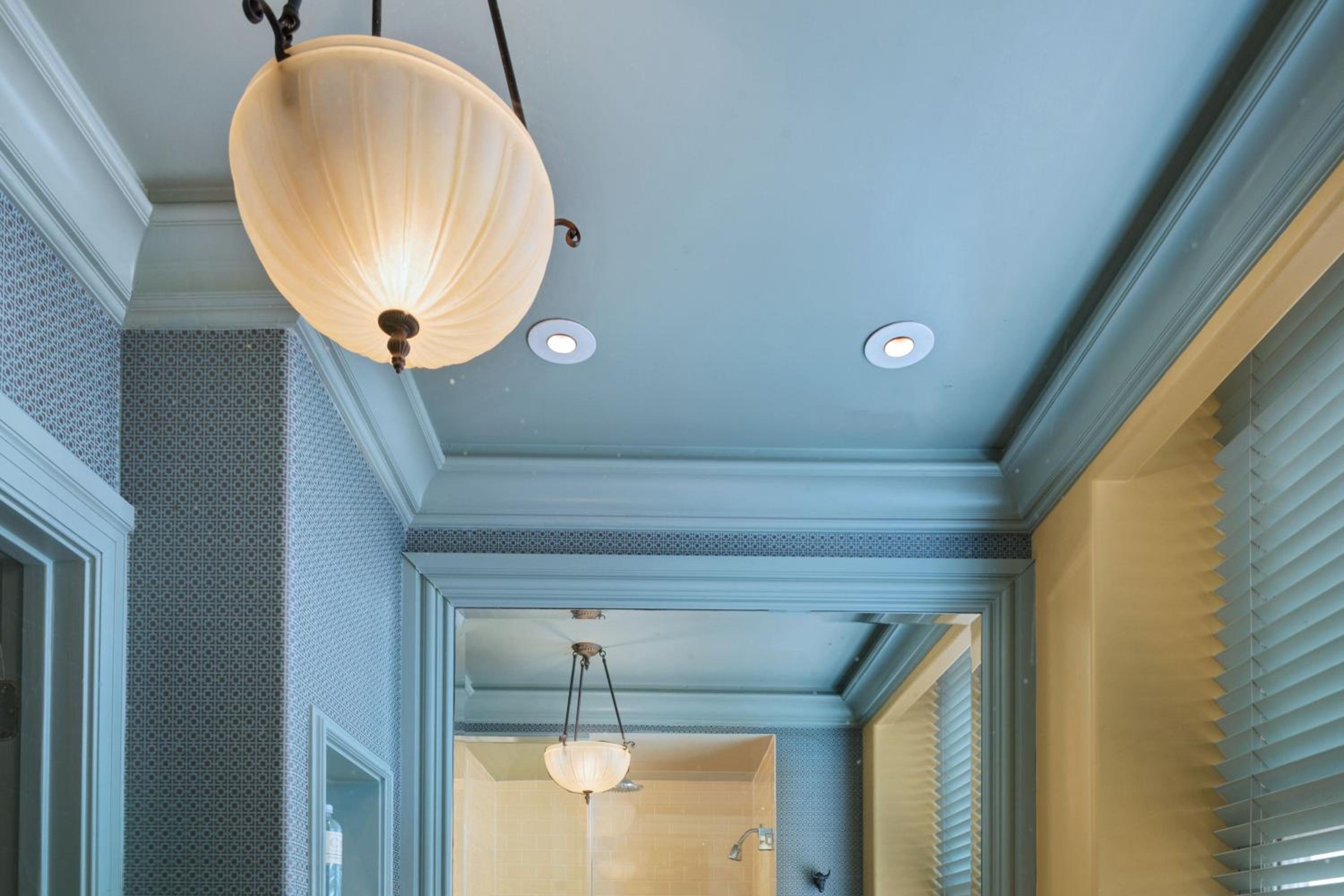 Queen Room - Photo 2
