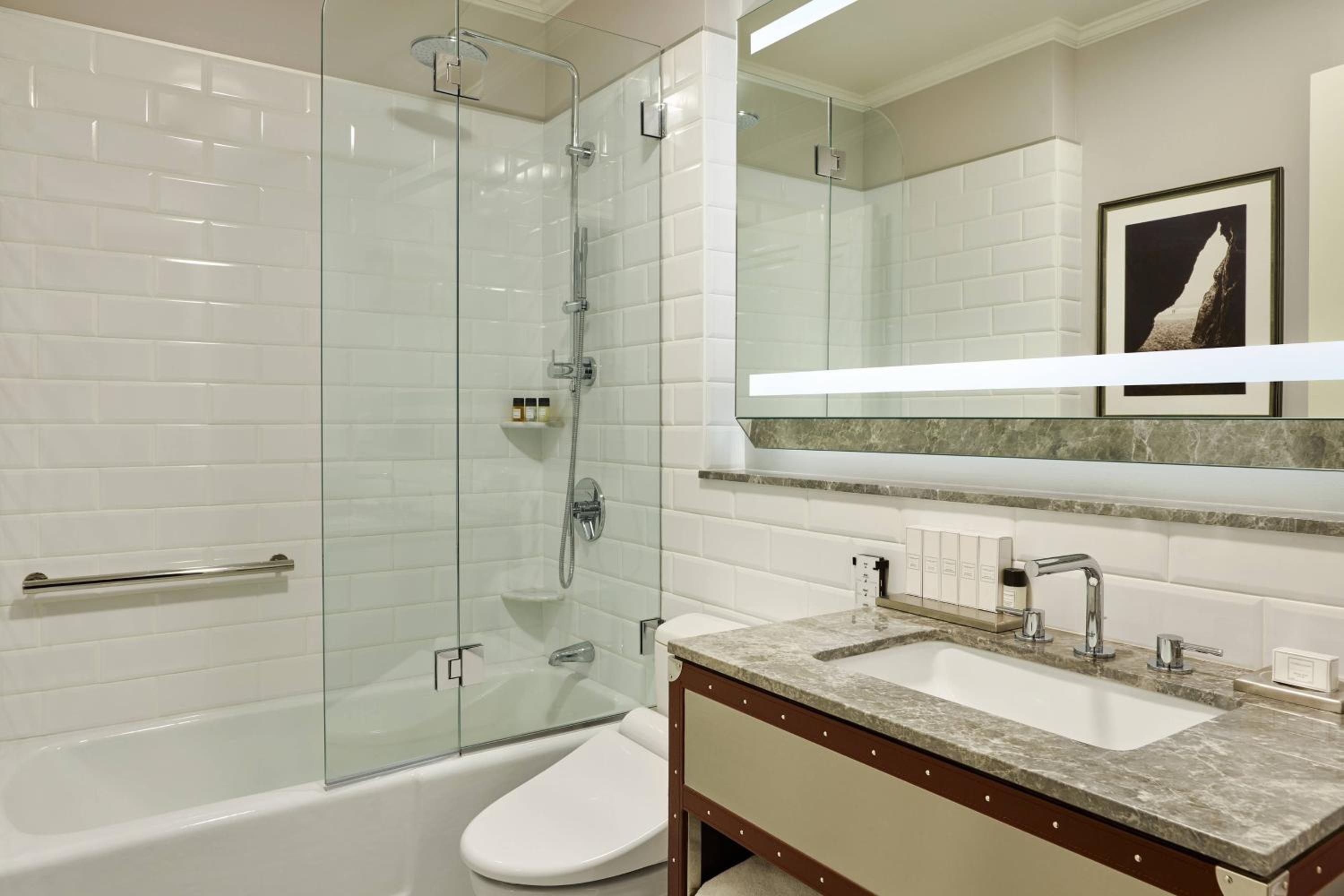 Deluxe Room, Guest room, 2 Double - Photo 5