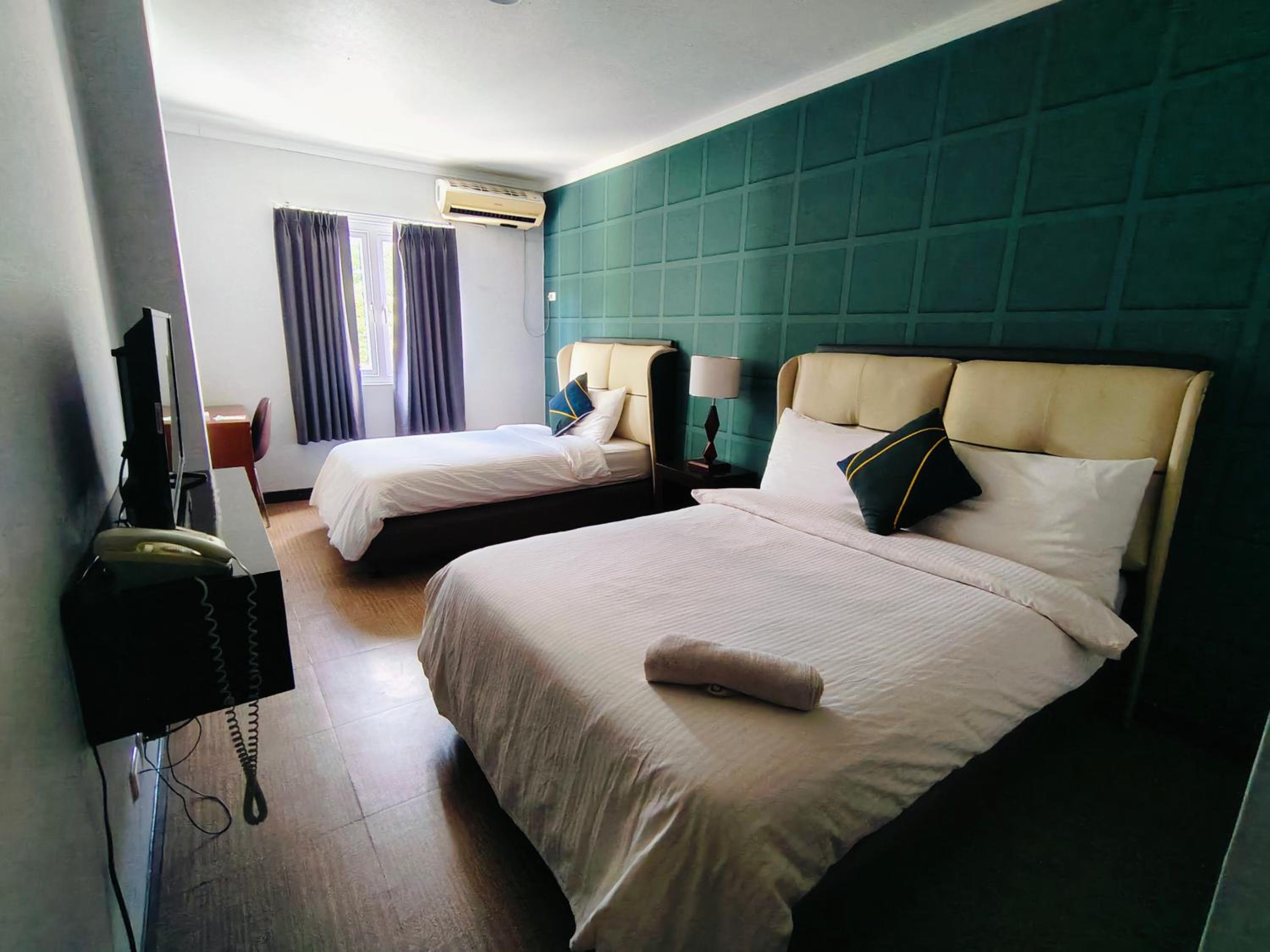 Classic Triple Room