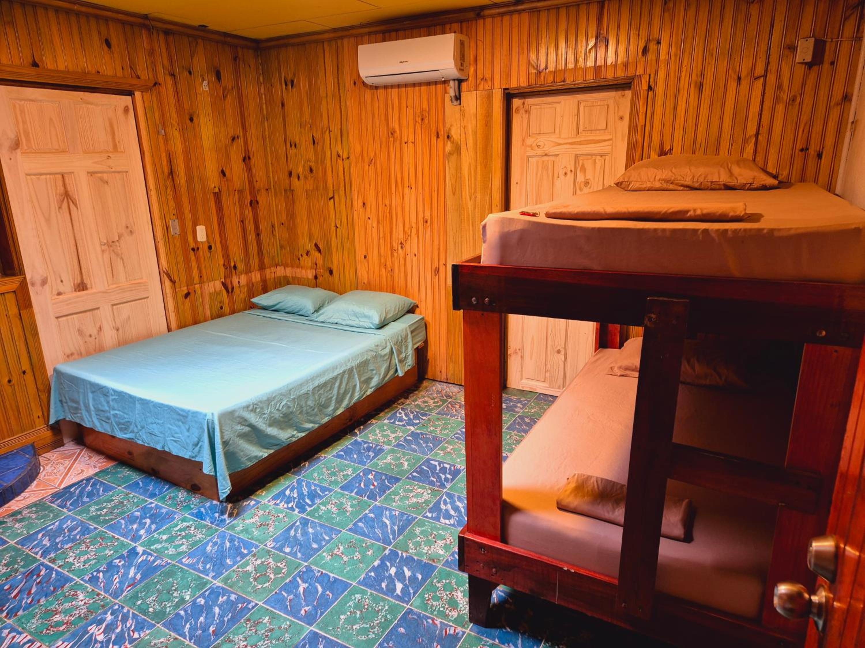Quadruple Room photo 1