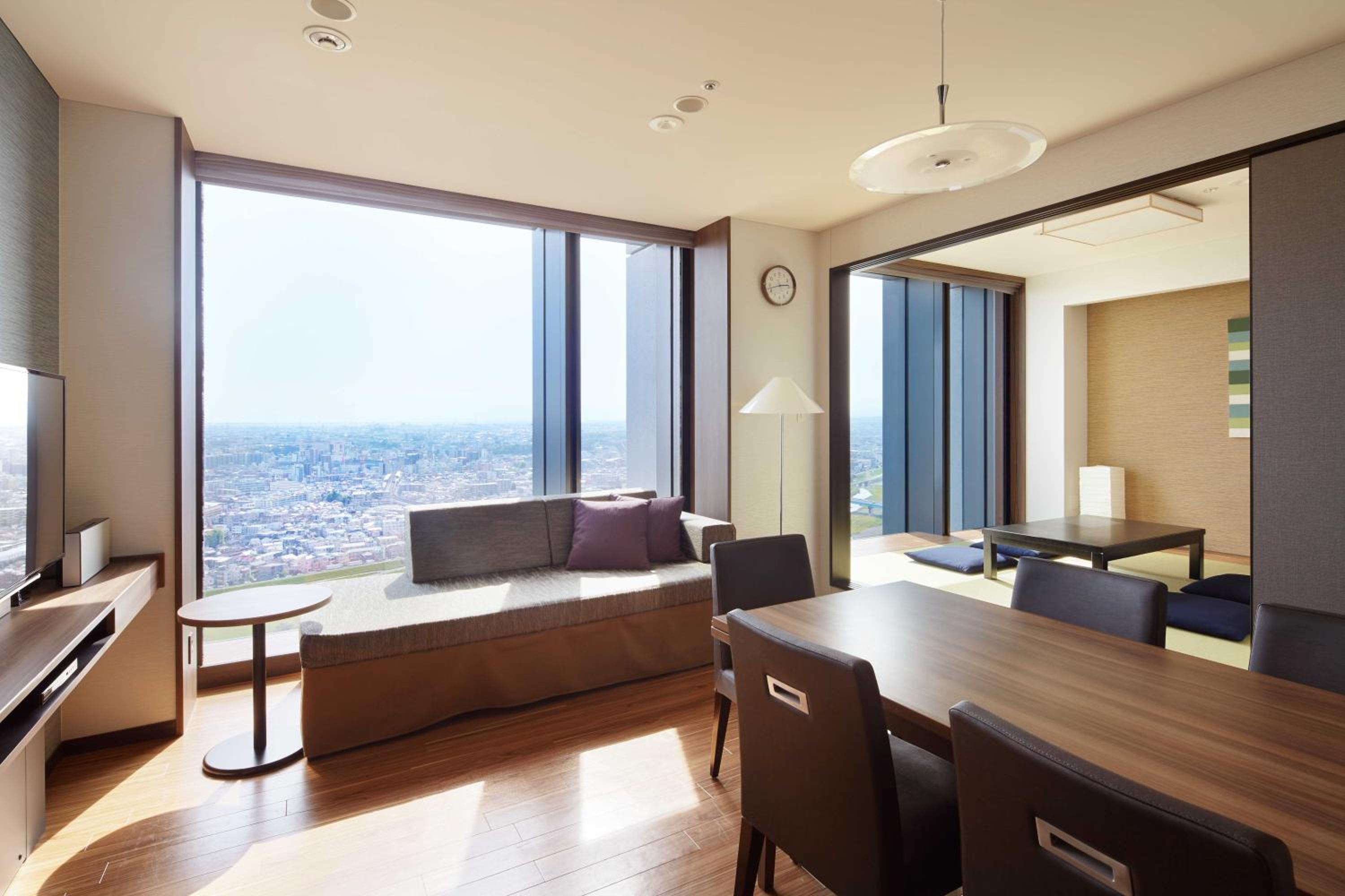 Twin Room with Tatami Area Condo - Non-Smoking photo 1