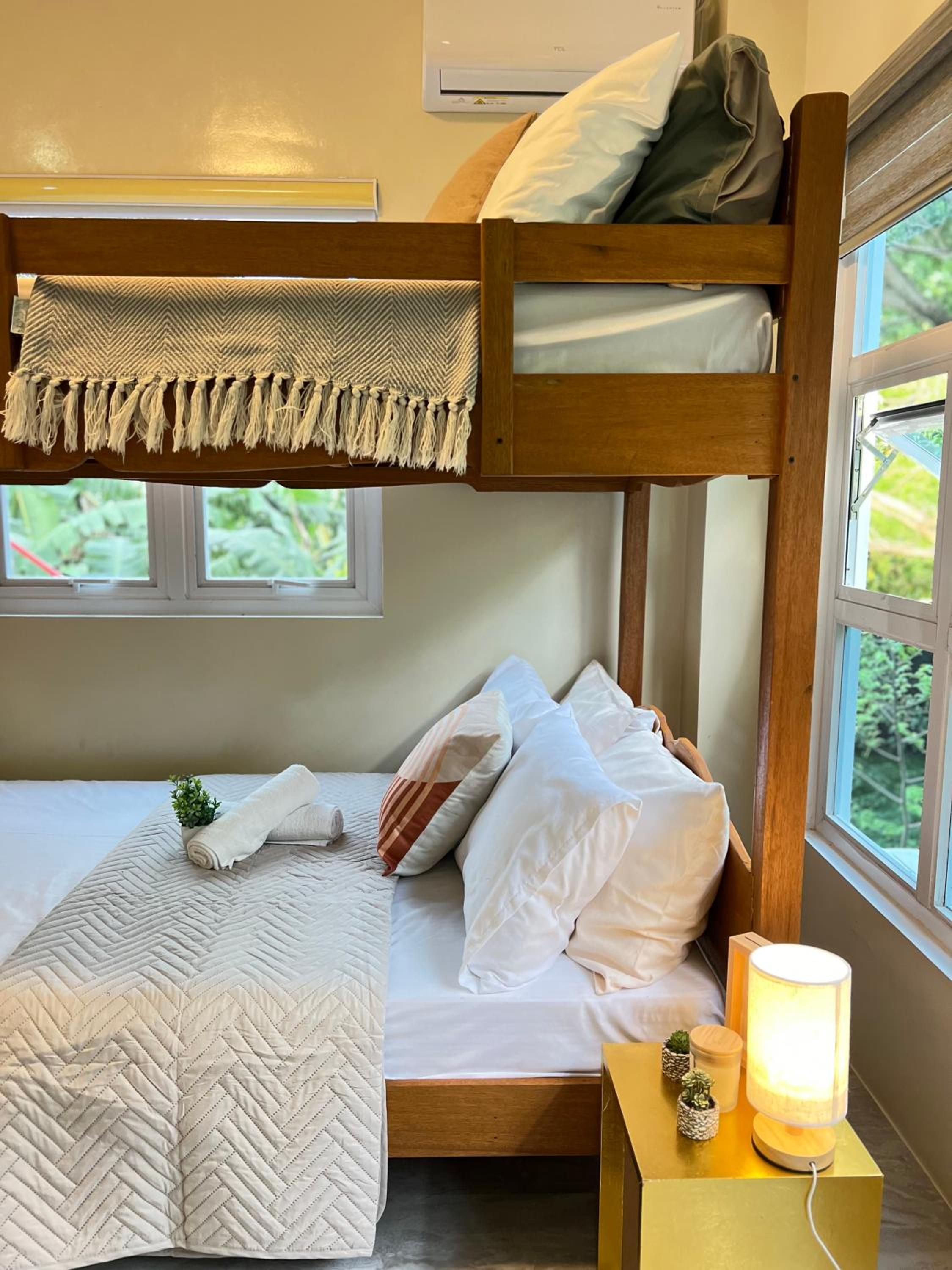 Single Bed In Mixed Dormitory Room photo 1