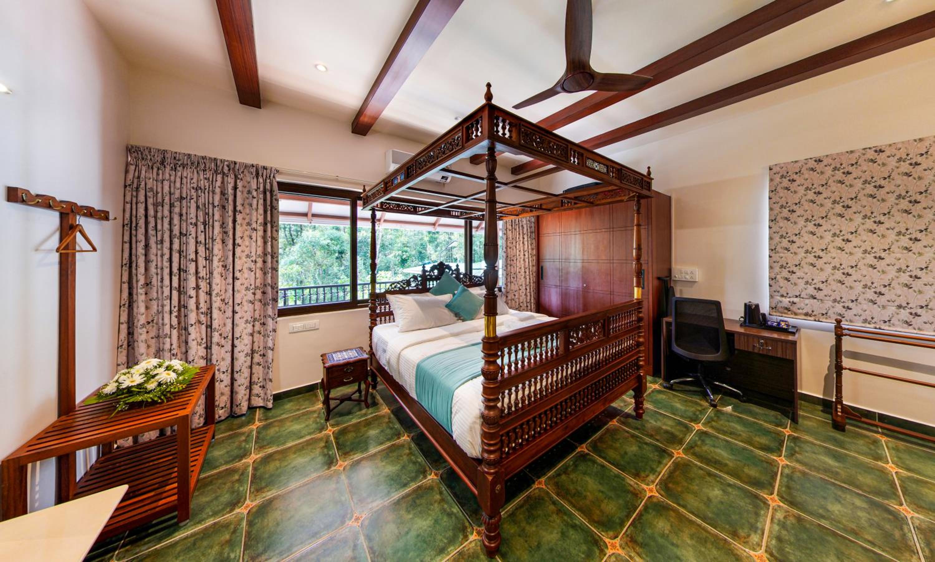 Superior King Room photo 1