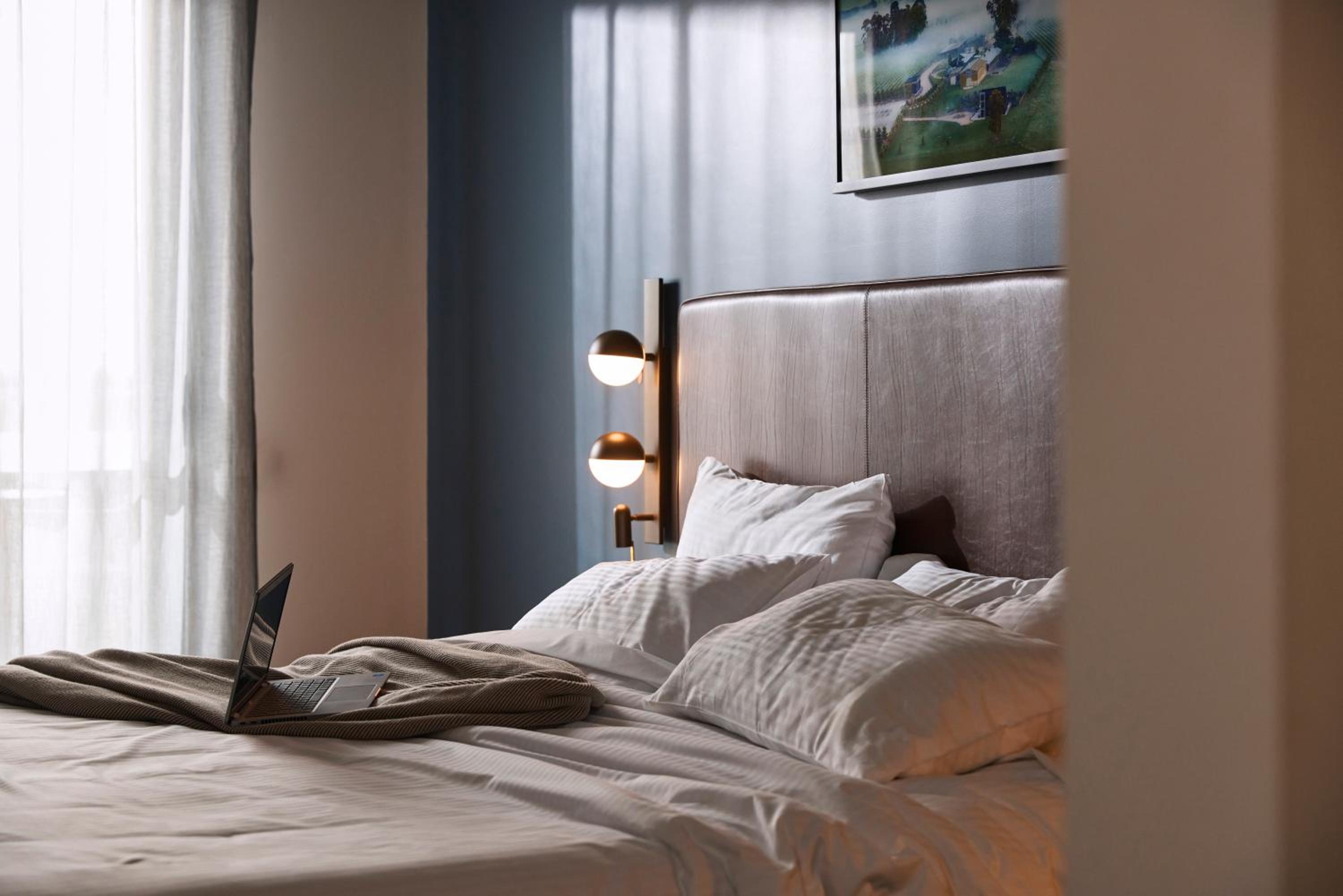 Superior King Room with Balcony - Photo 1