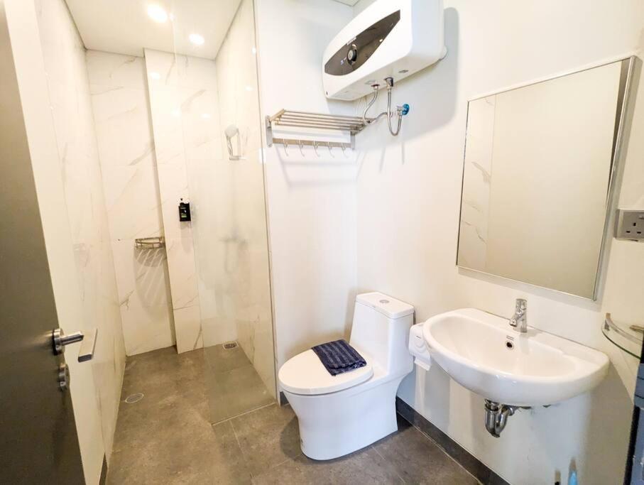 Two-Bedroom Apartment - Photo 15
