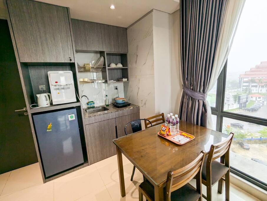 Two-Bedroom Apartment - Photo 24