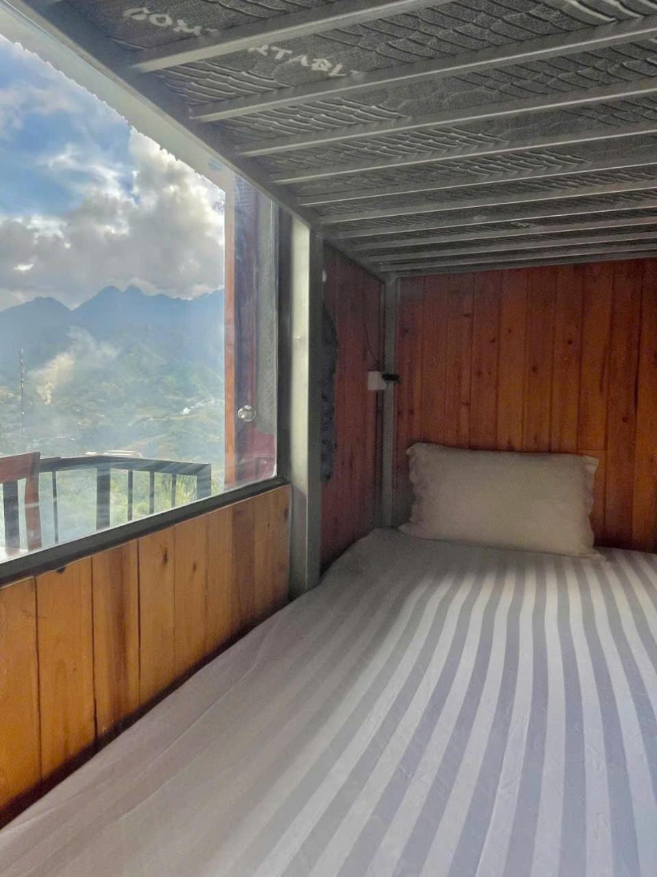 Budget Twin Room photo 2