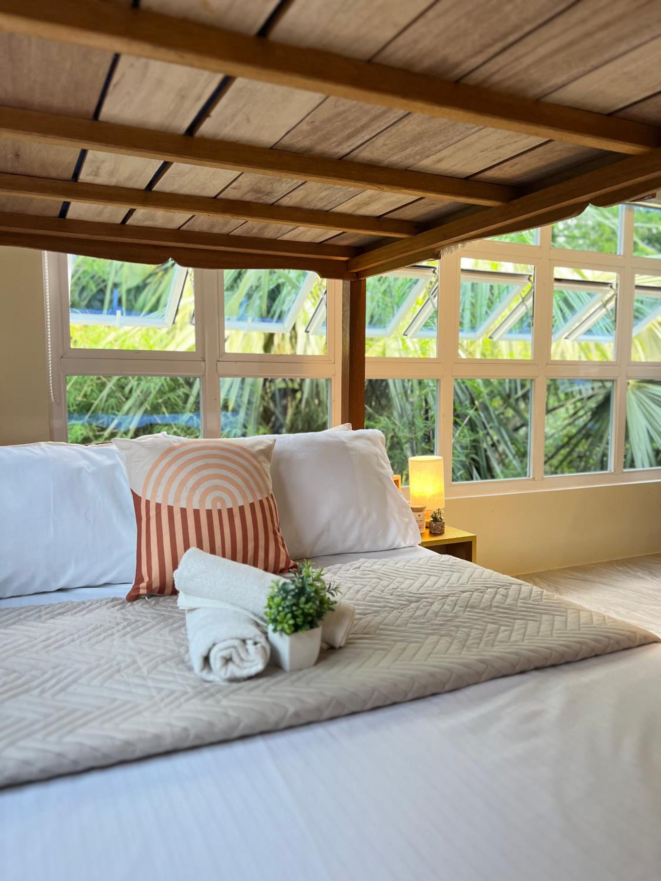 Single Bed In Mixed Dormitory Room photo 1