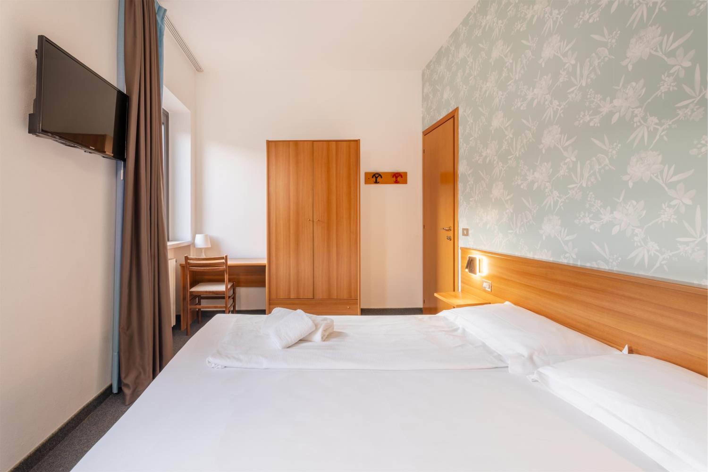Single Room with Mountain View photo 1