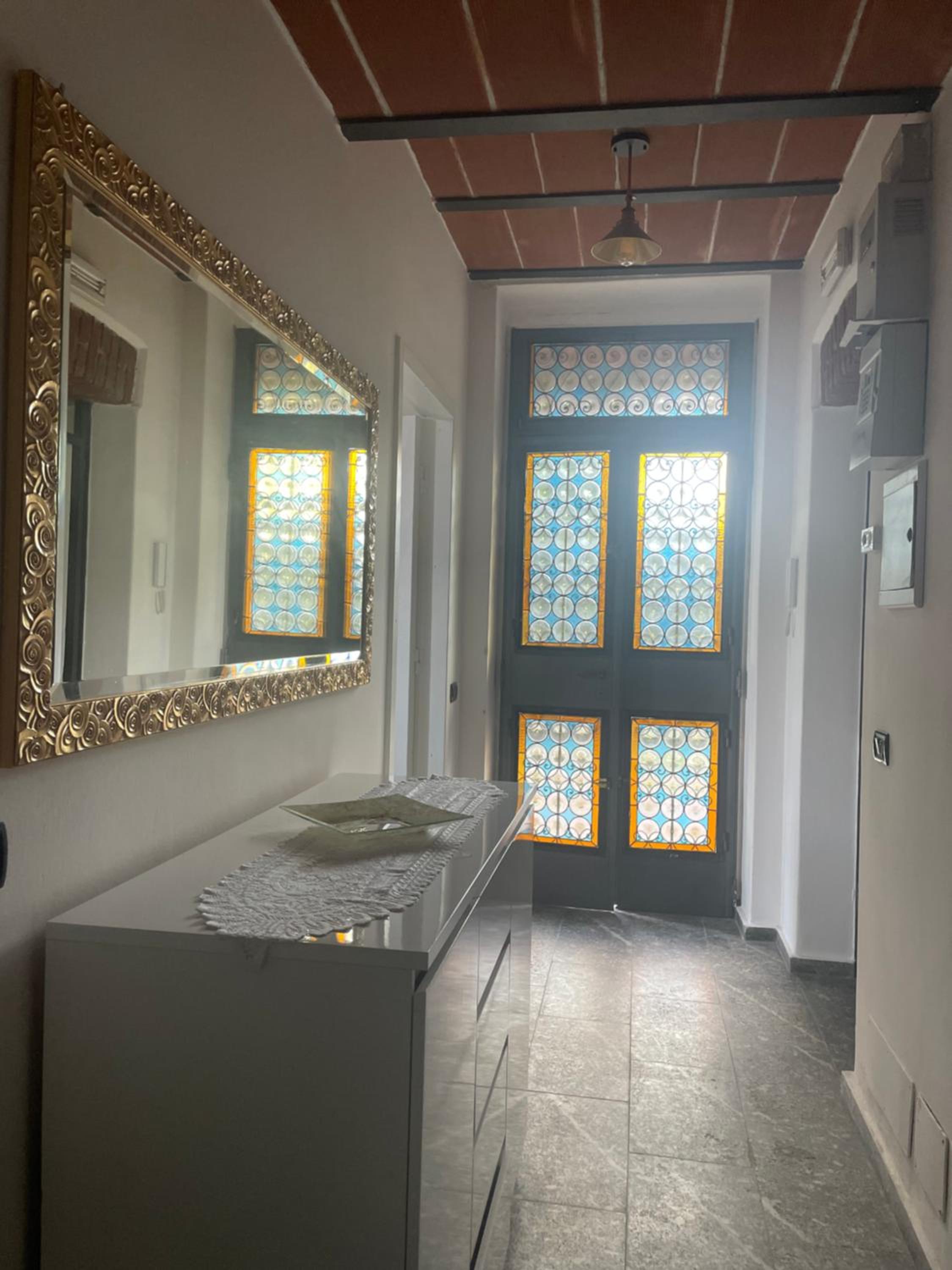 Family Room with Private Bathroom photo 3