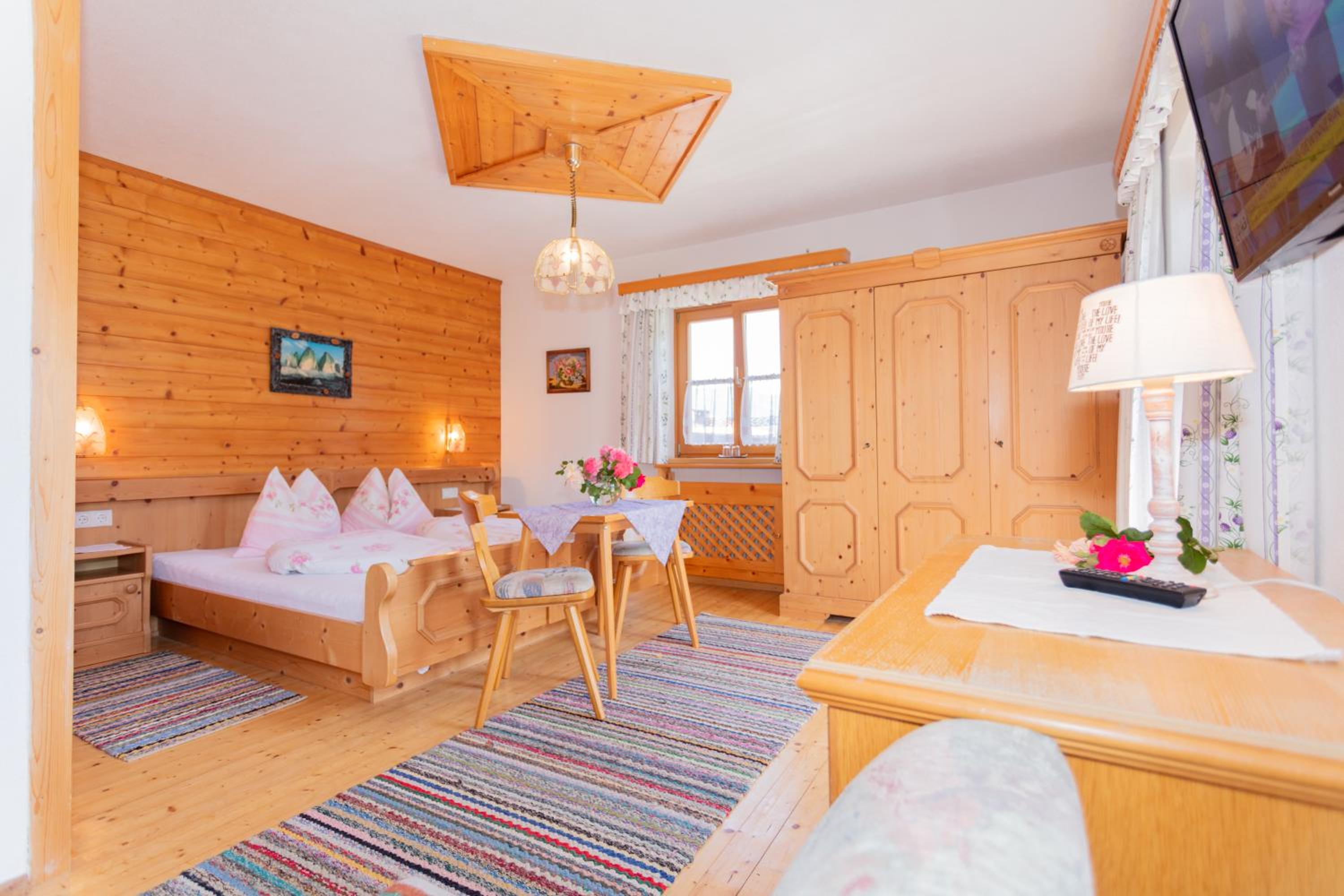 Standard Double Room photo 3