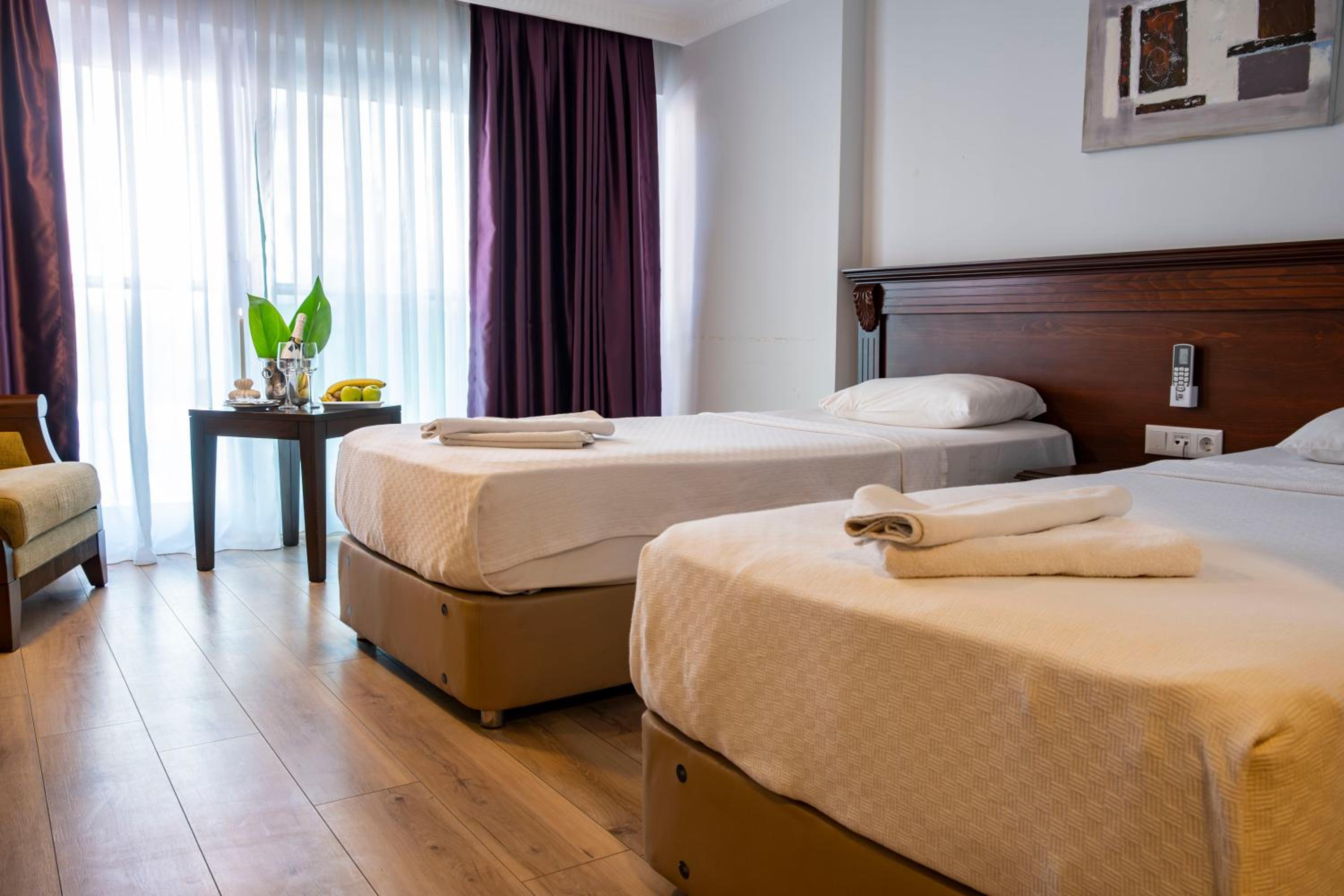 Economy Twin Room