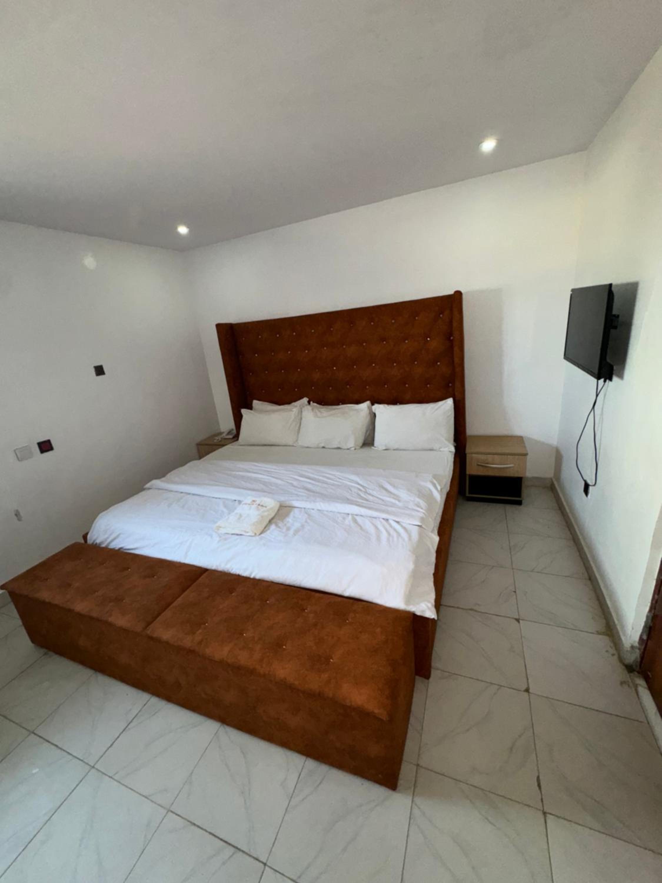 Three-Bedroom Premium Apartment With Balcony
