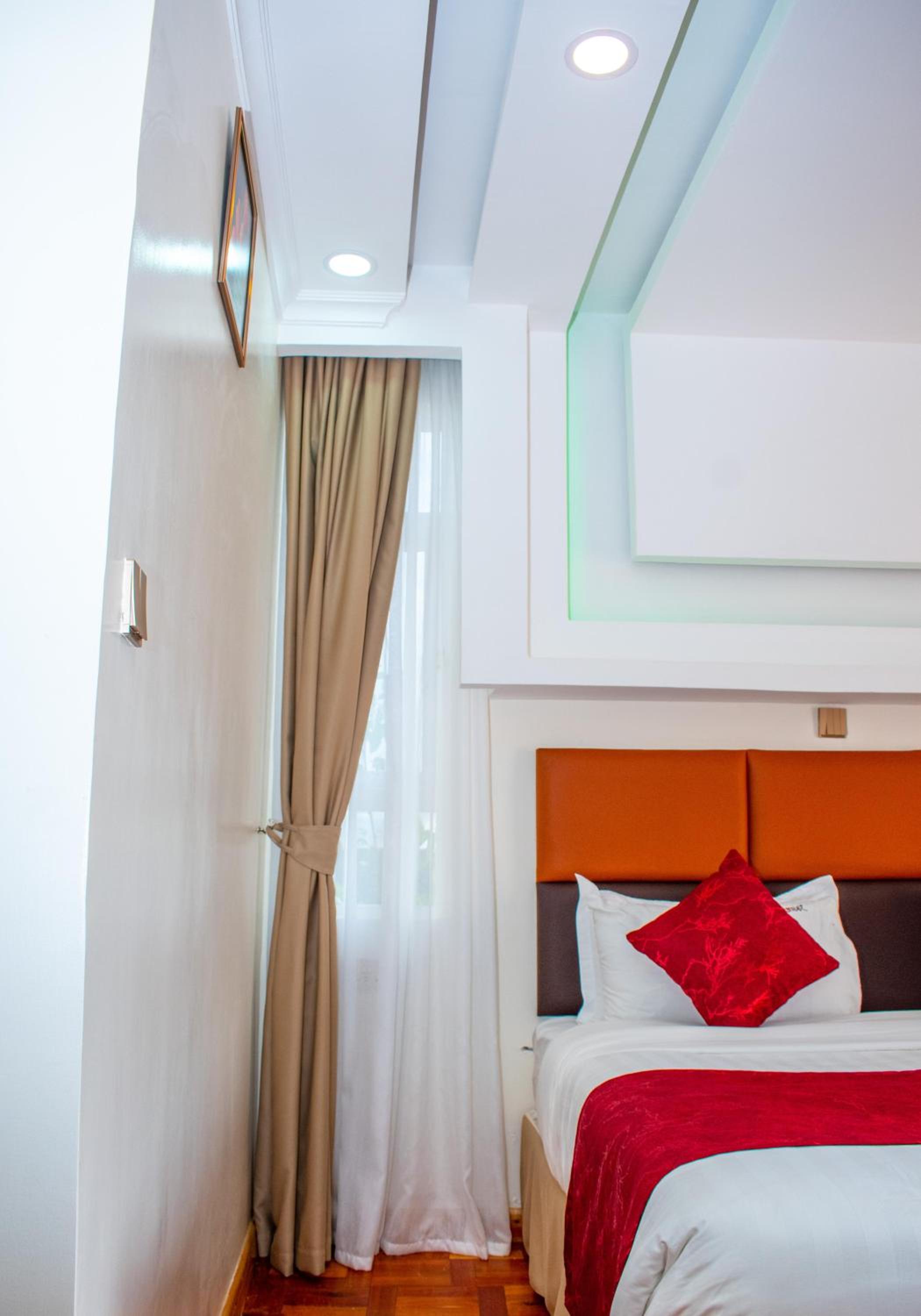 Deluxe Single Room