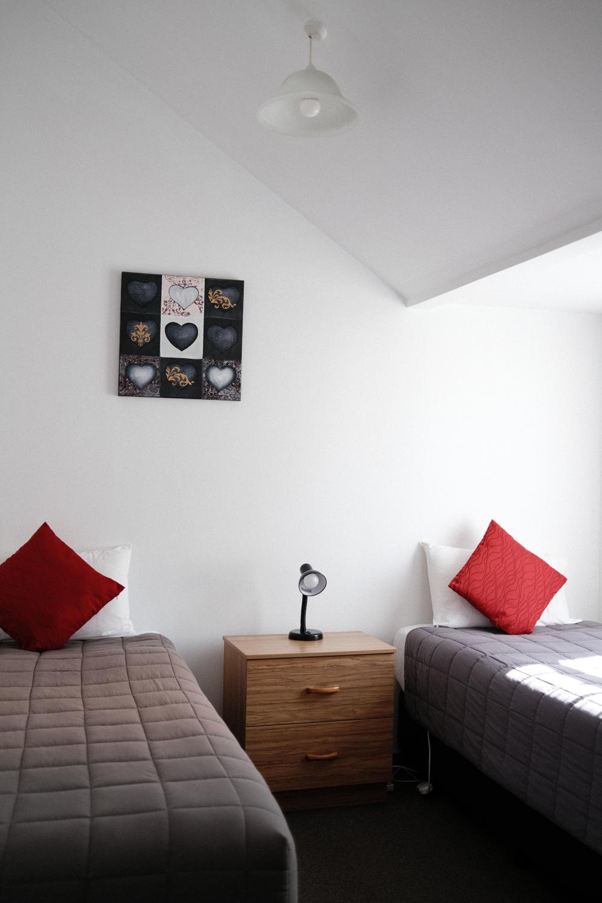 Two-Bedroom Apartment photo 3