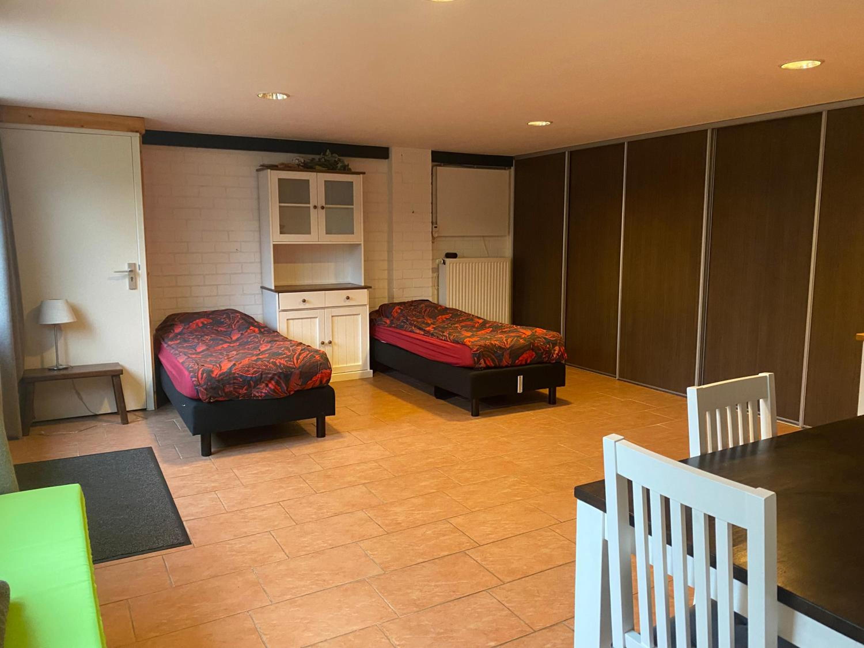 Double or Twin Room with Shared Bathroom photo 1