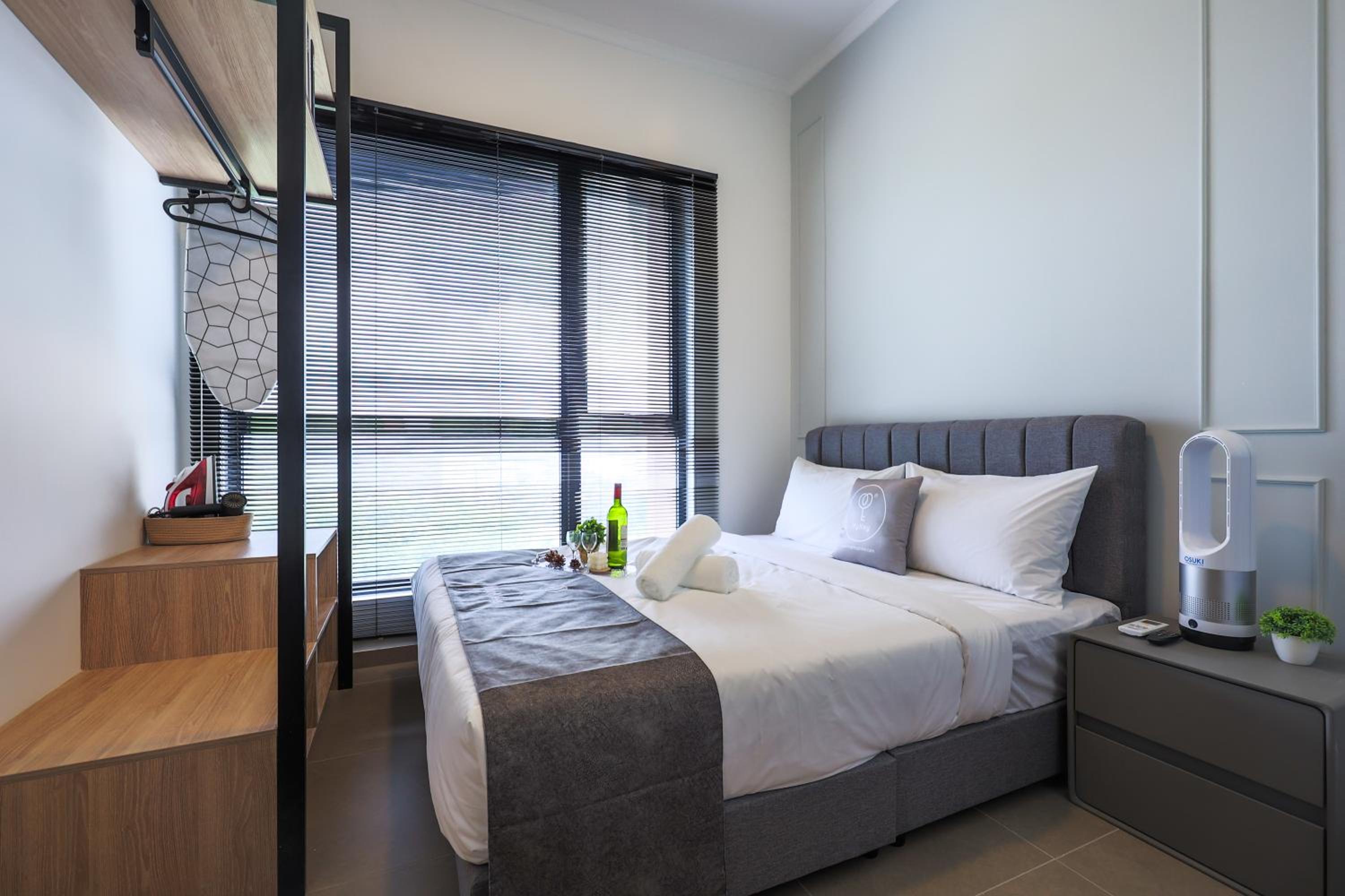 Premium Two-Bedroom - Photo 26