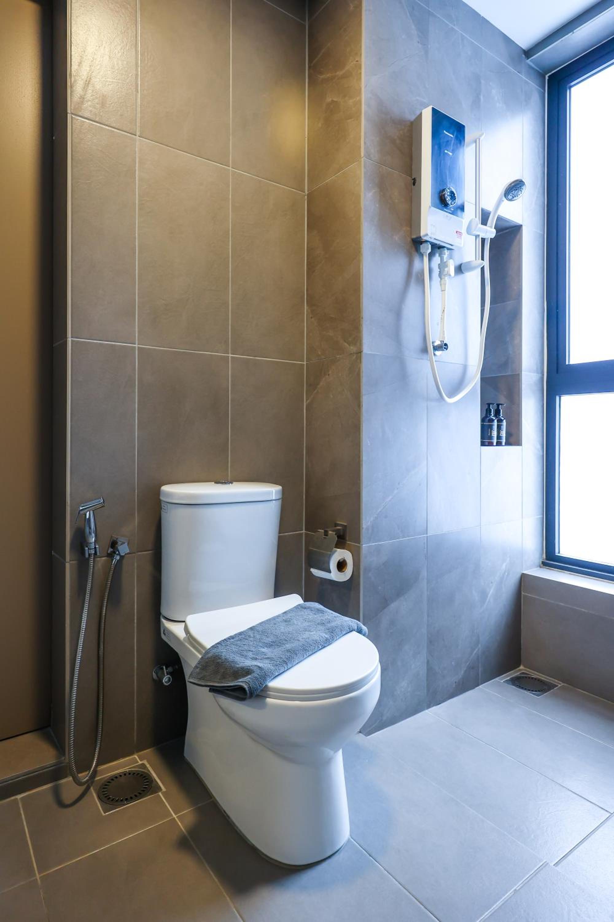 Premium Two-Bedroom - Photo 67