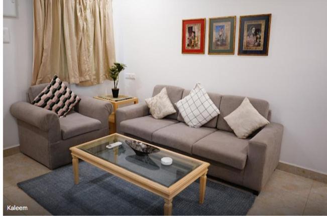 One-Bedroom Apartment - Photo 4