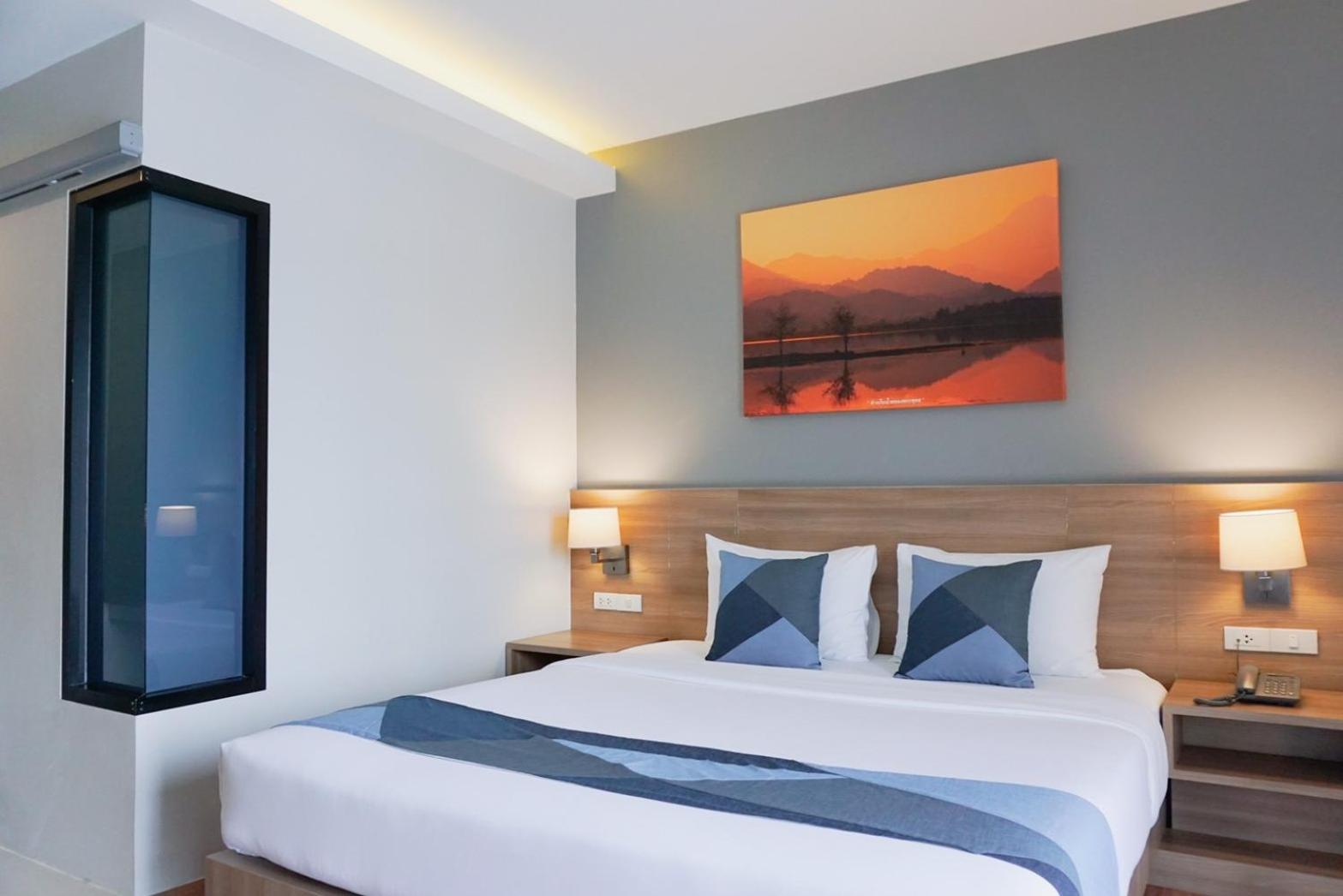 Standard King Room