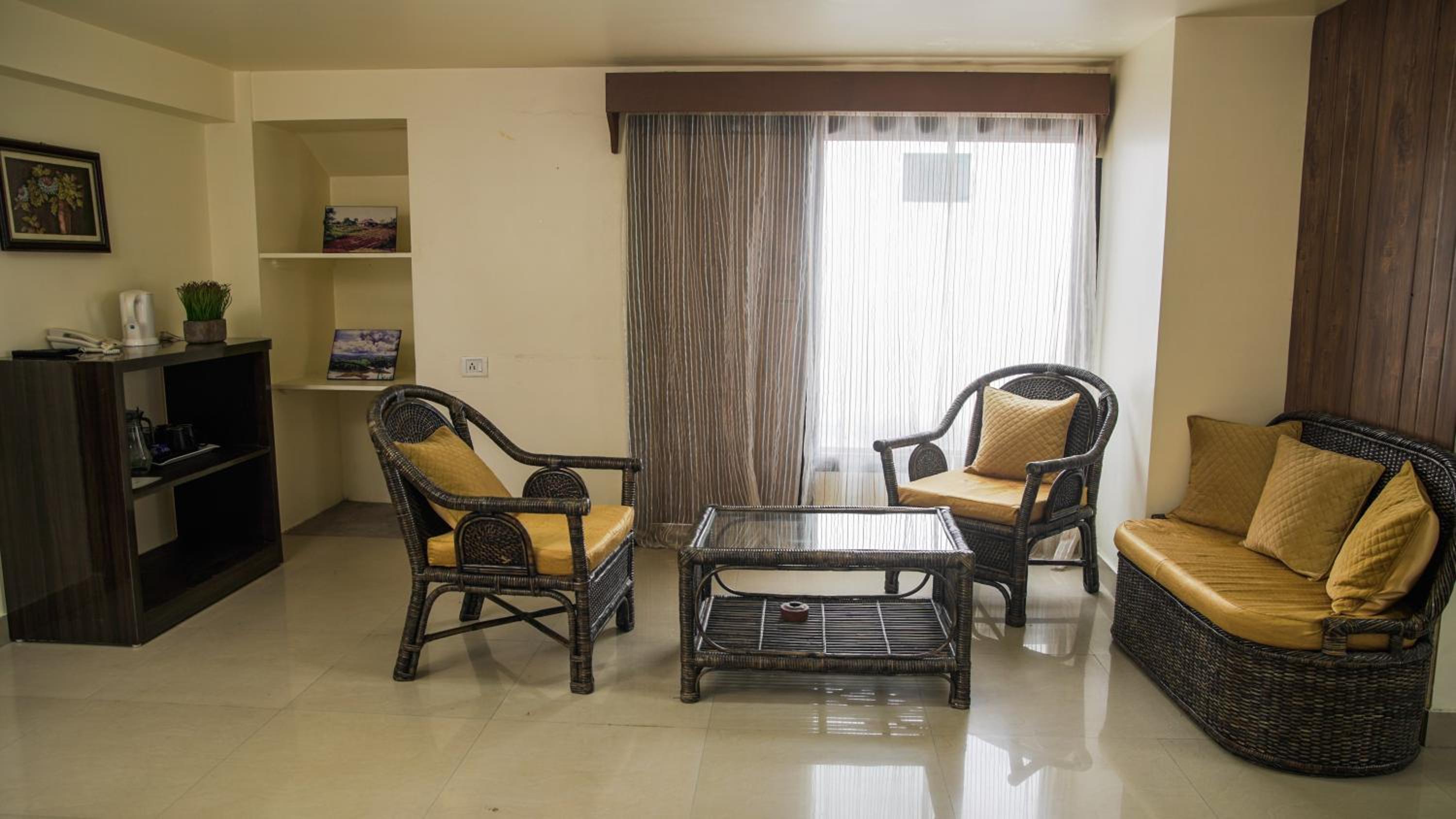Deluxe Triple Room - Photo 3