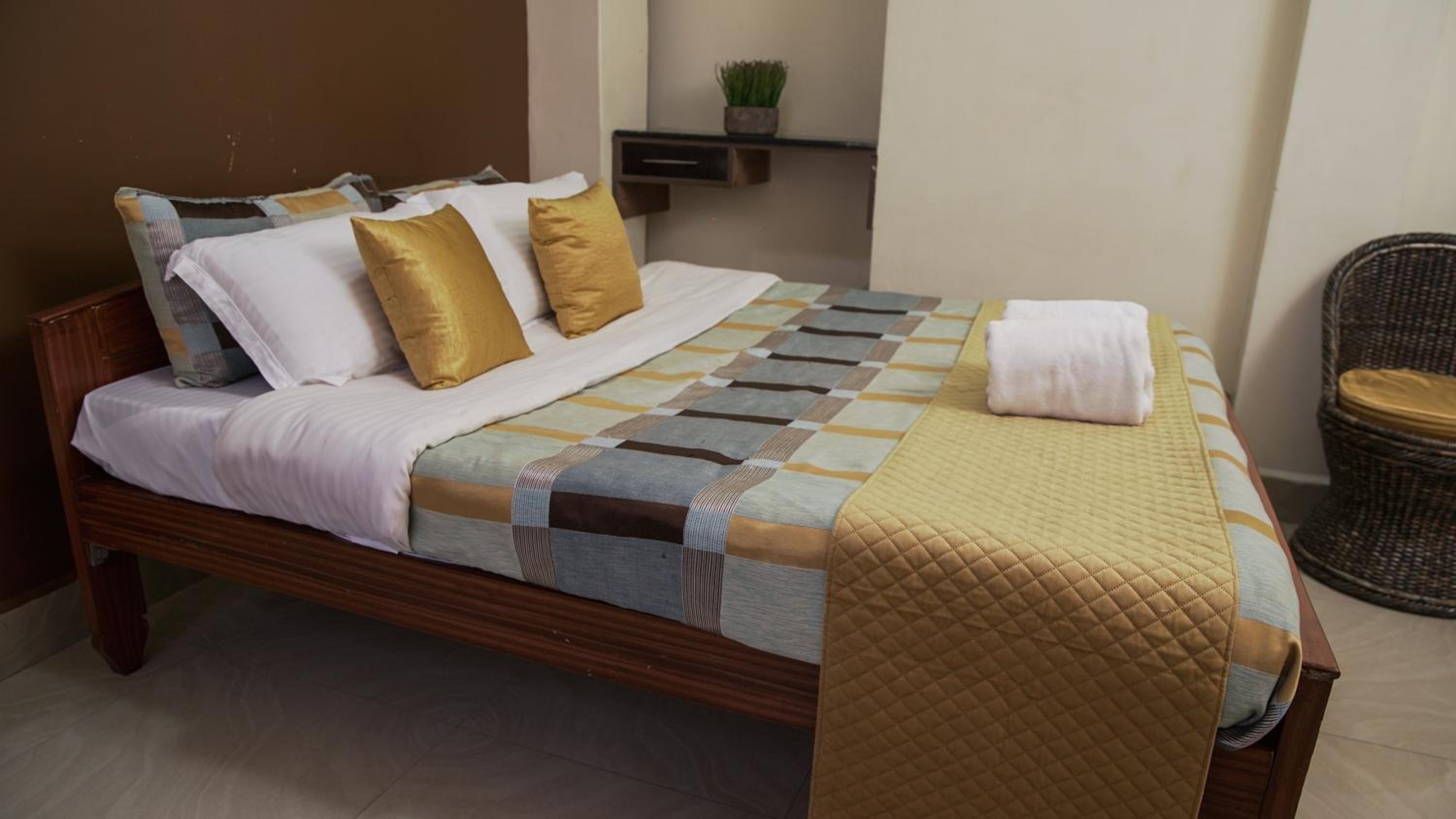 Small Double Room - Photo 36