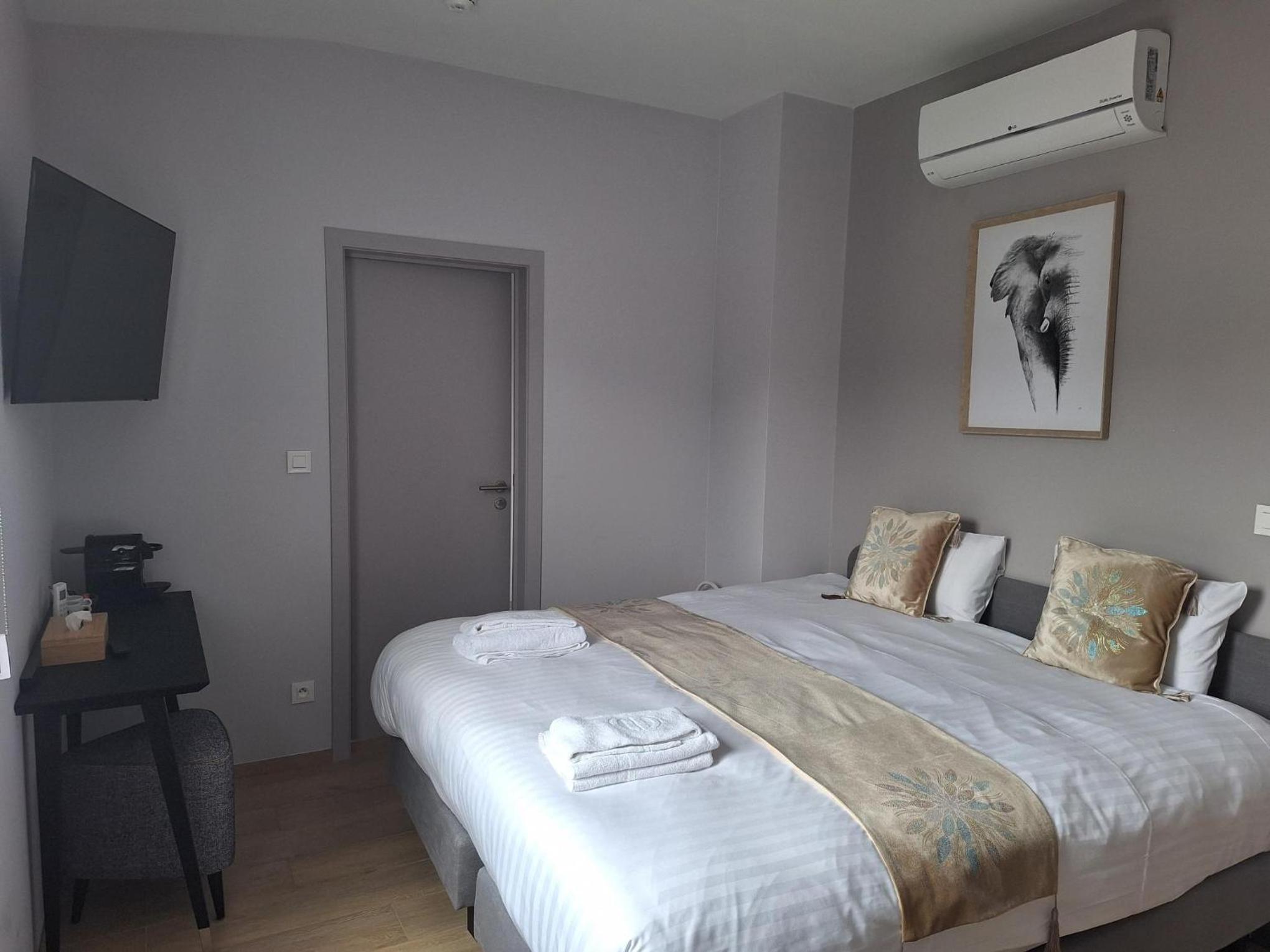 Deluxe Double Room - Photo 4