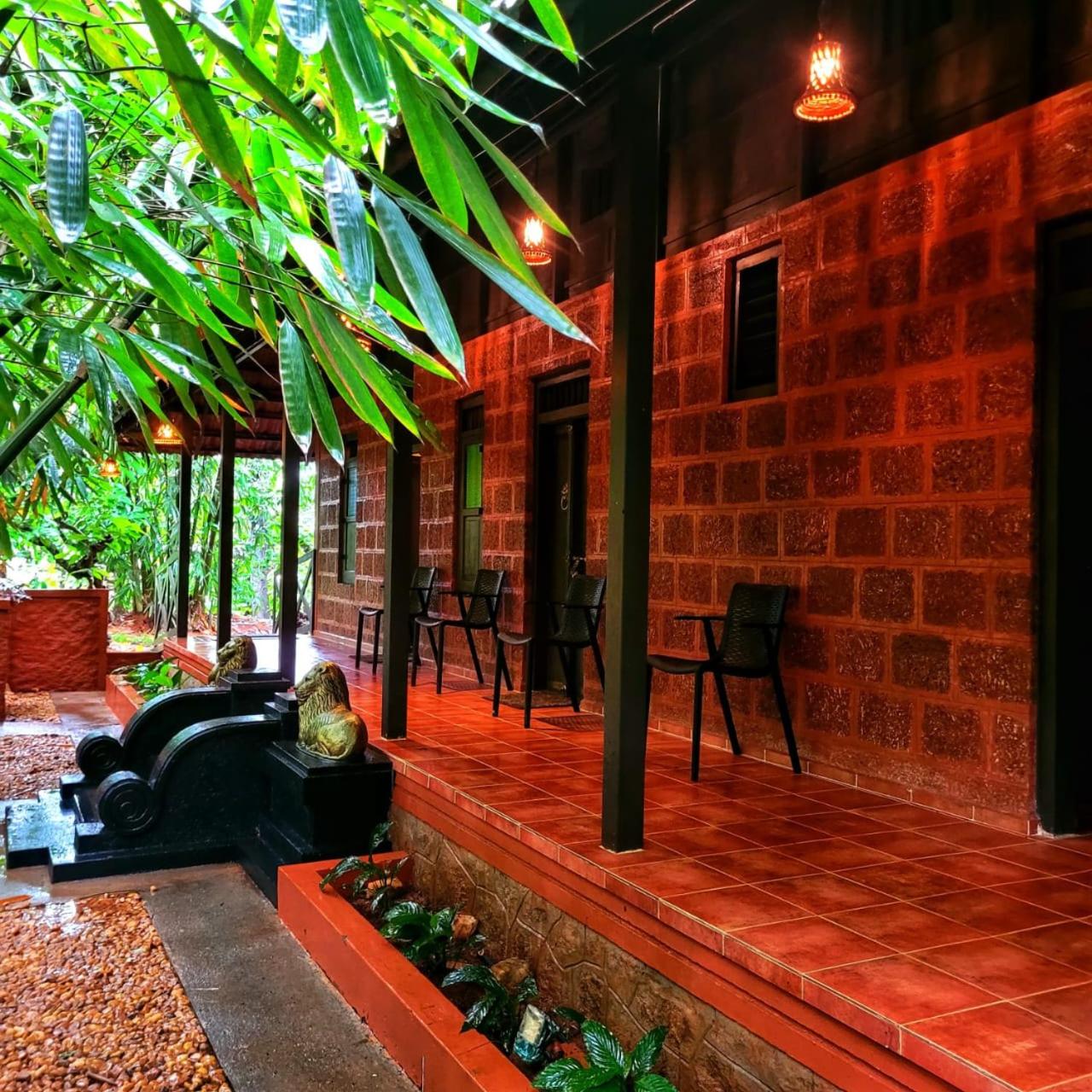Double Room With Shared Bathroom photo 3