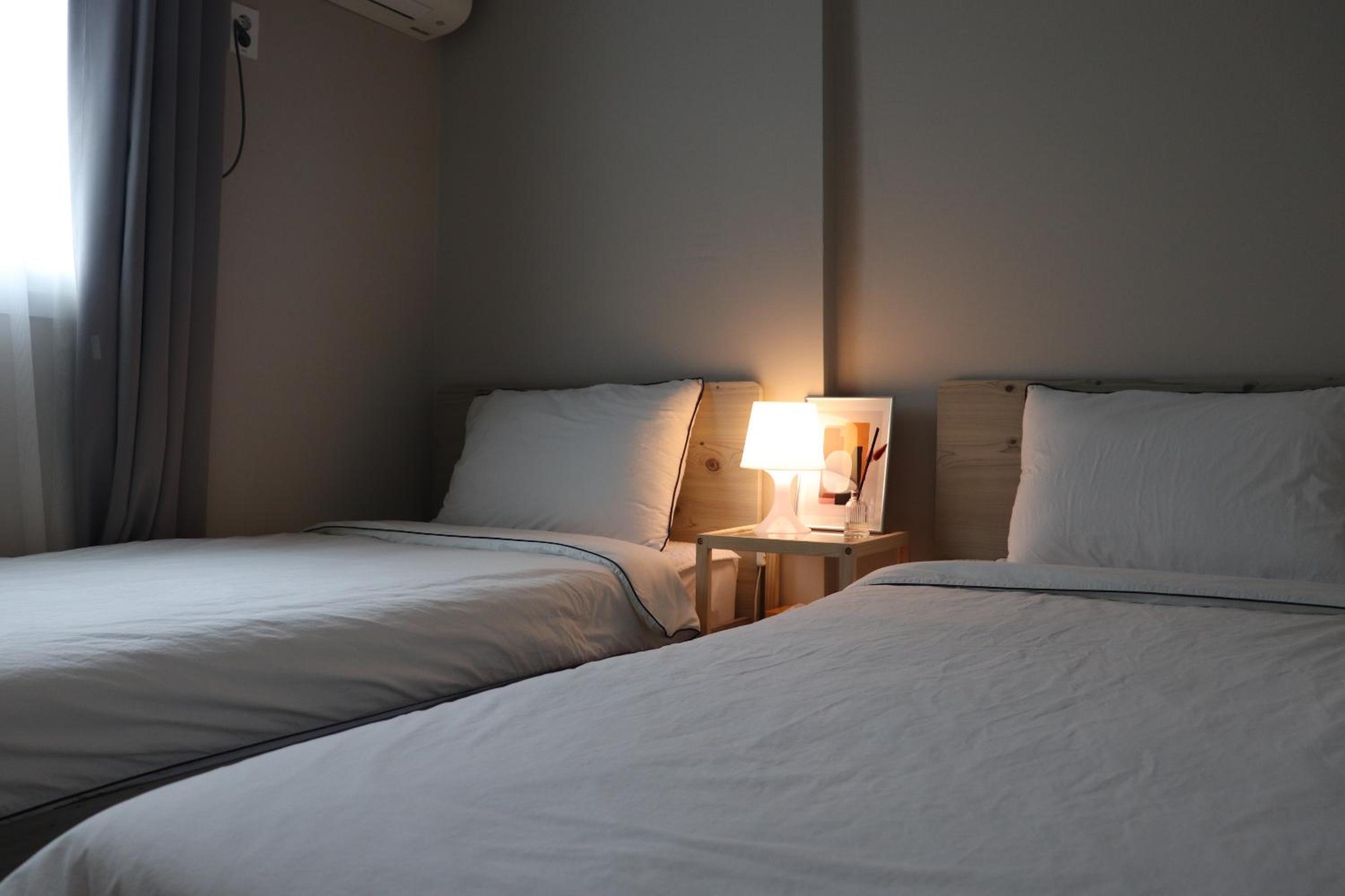 Deluxe Twin Room - Photo 2