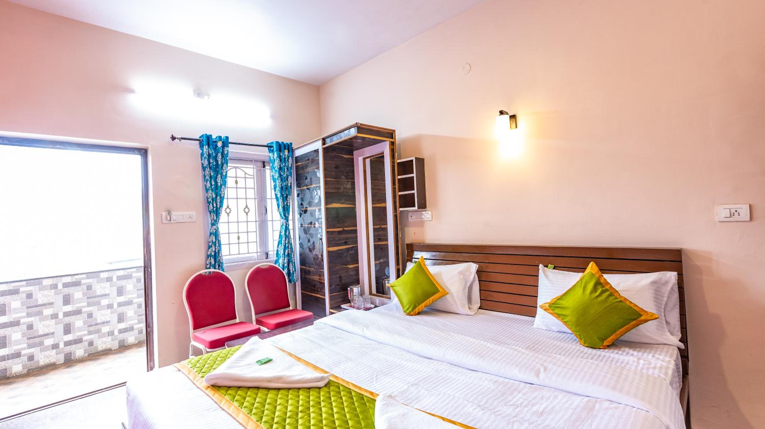 Double Room - Photo 21