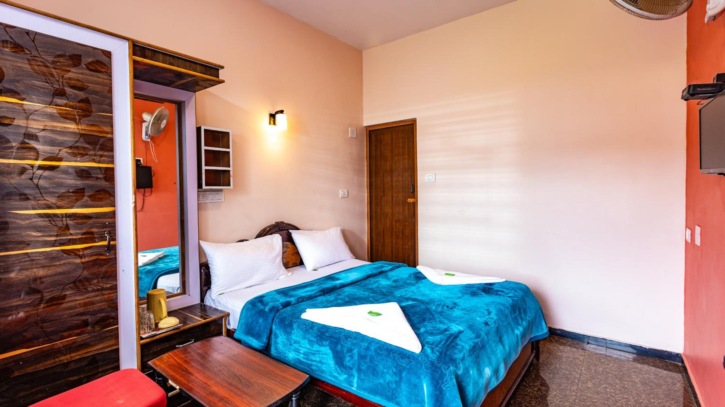 Double Room - Photo 3