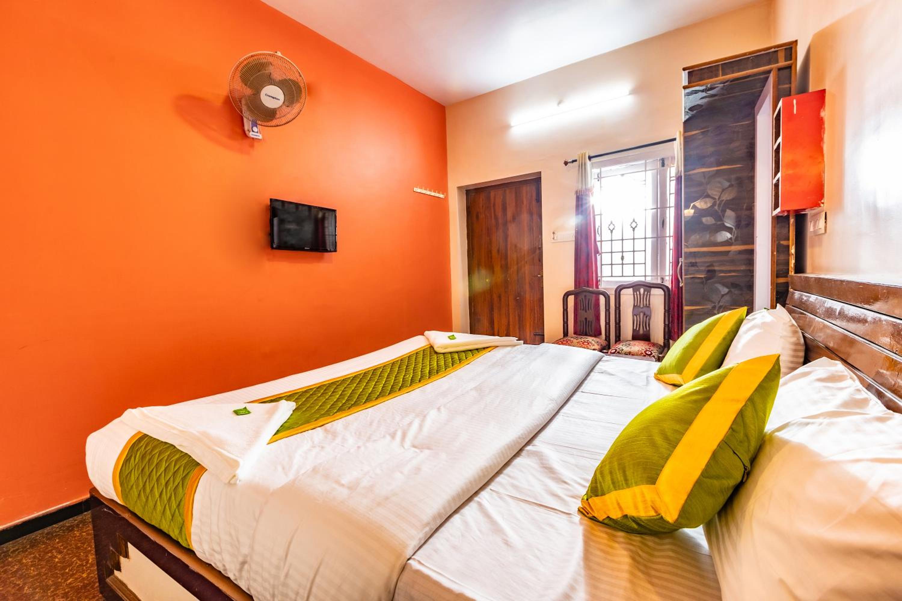Double Room - Photo 5