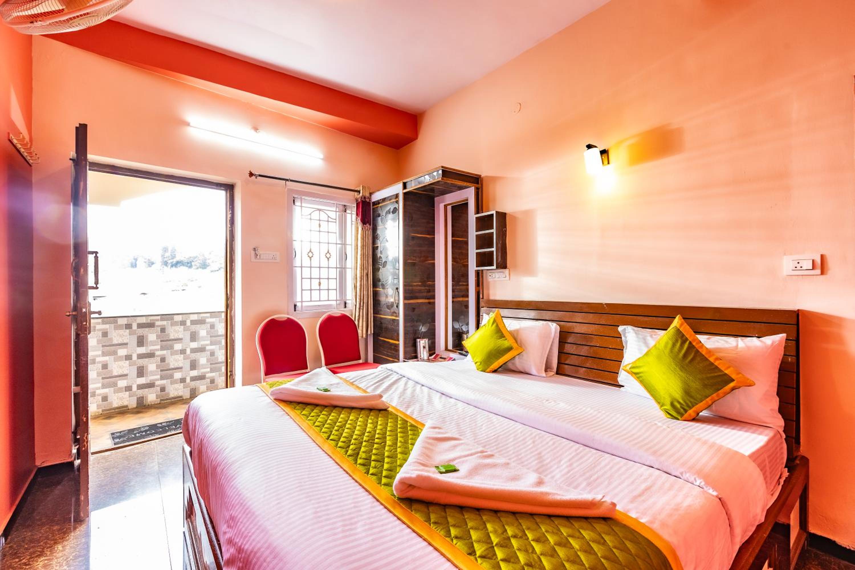 Double Room - Photo 10