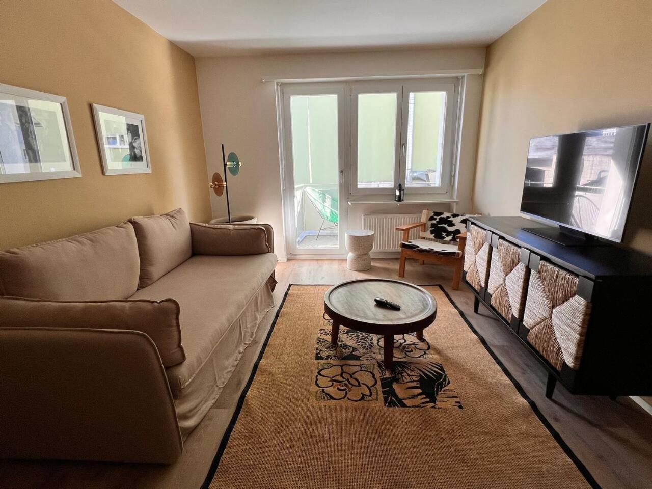Superior One-Bedroom Apartment with Balcony