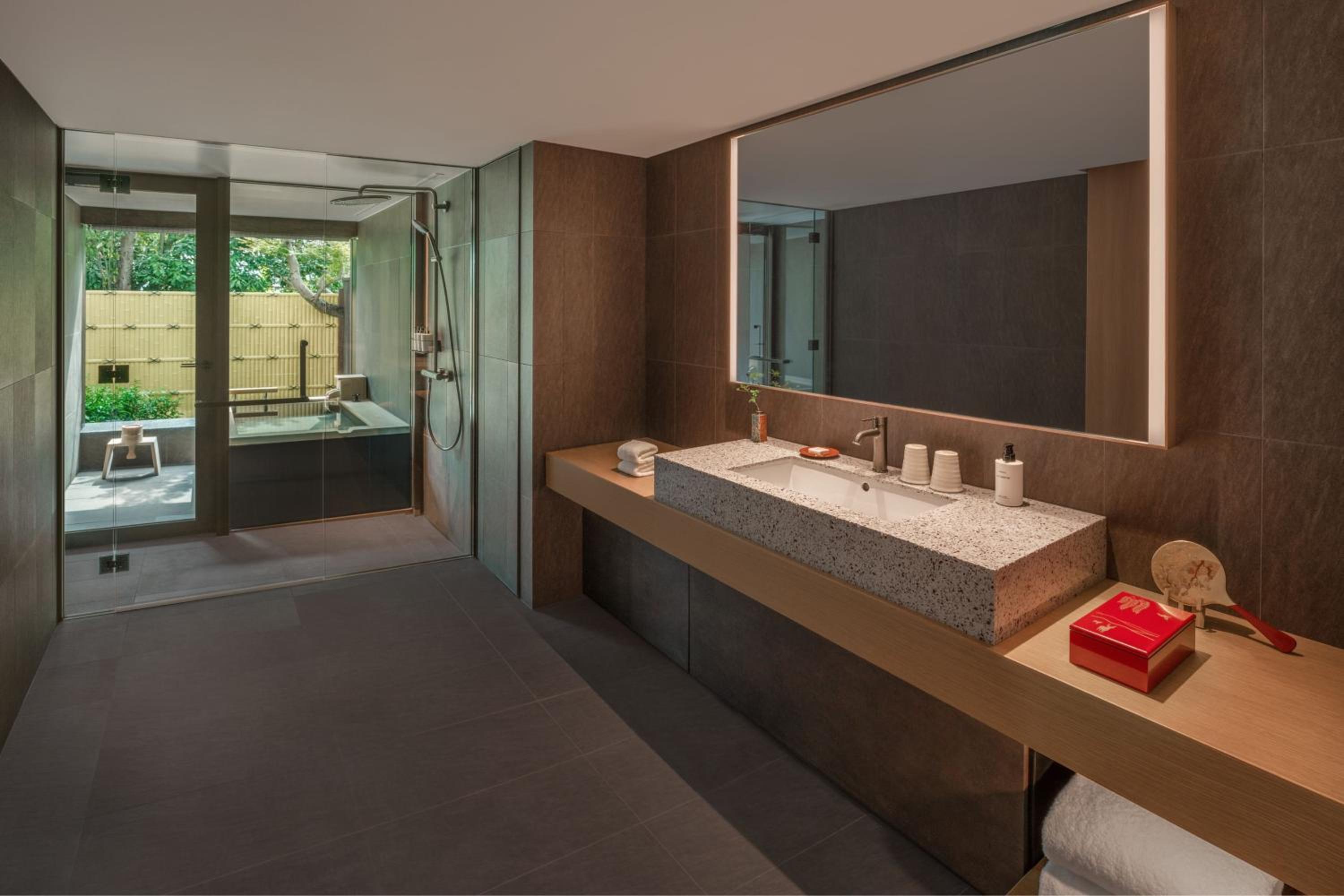 Junior Twin Suite with Sofa Bed Open Air Onsen