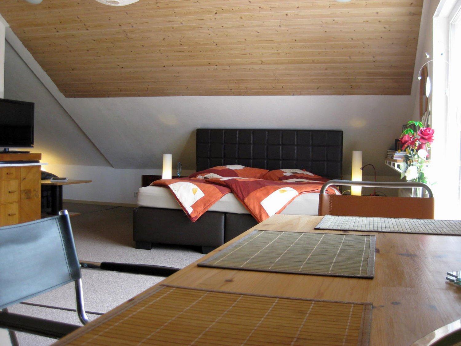 Studio with Balcony - Photo 4