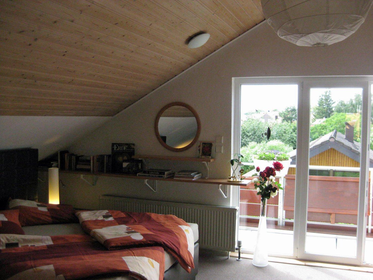Studio with Balcony - Photo 2