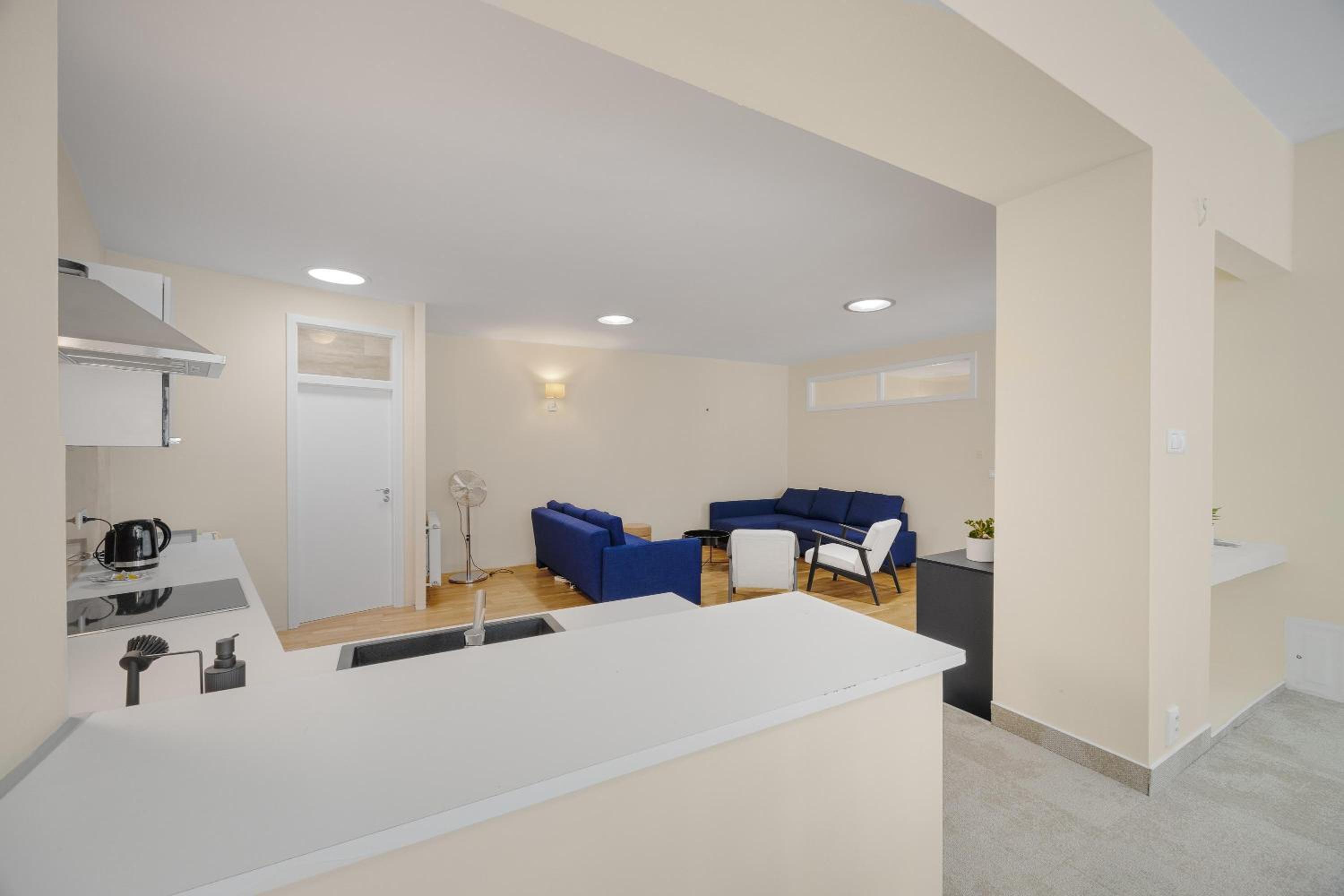 Apartment - Photo 6