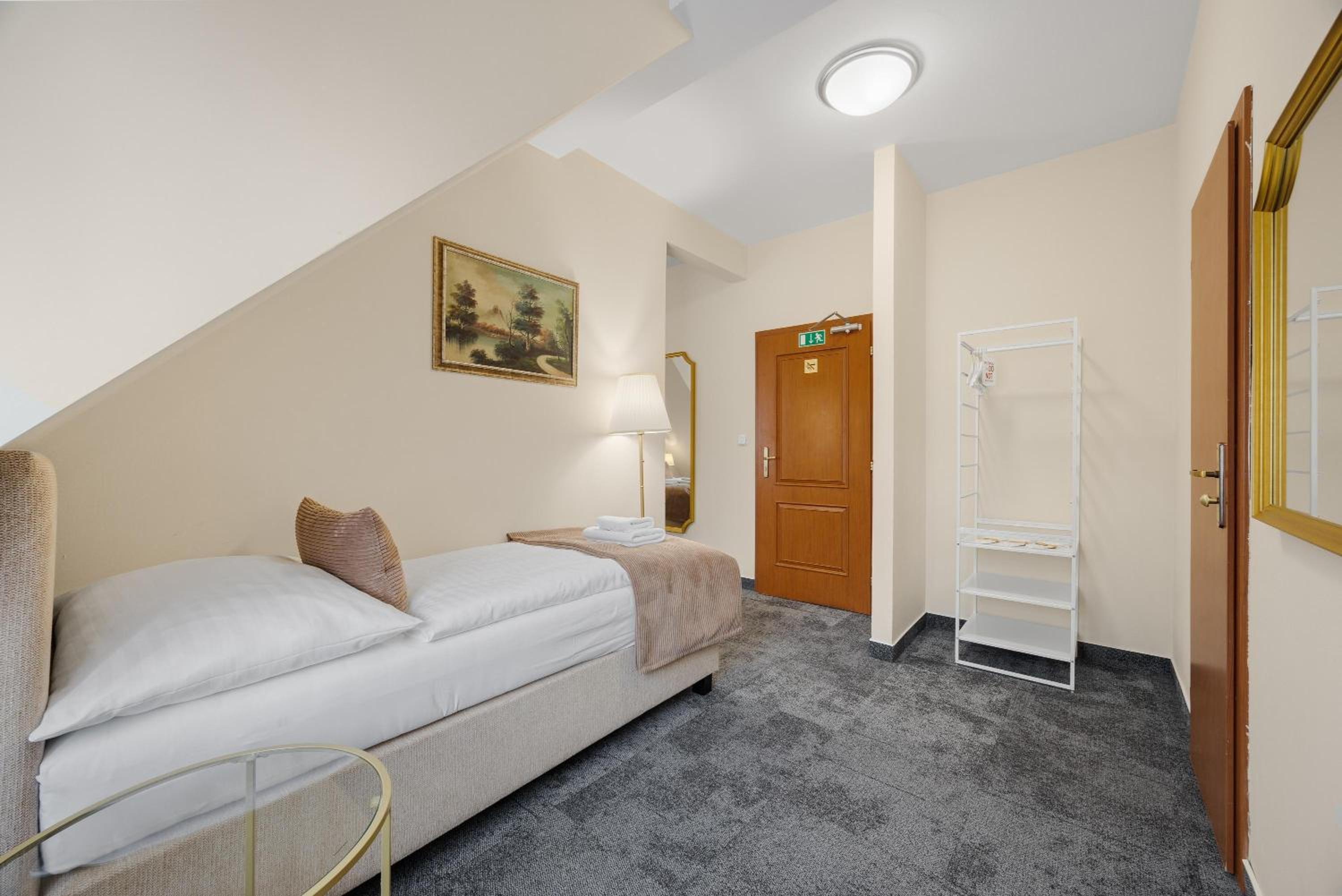 Triple Room - Photo 4