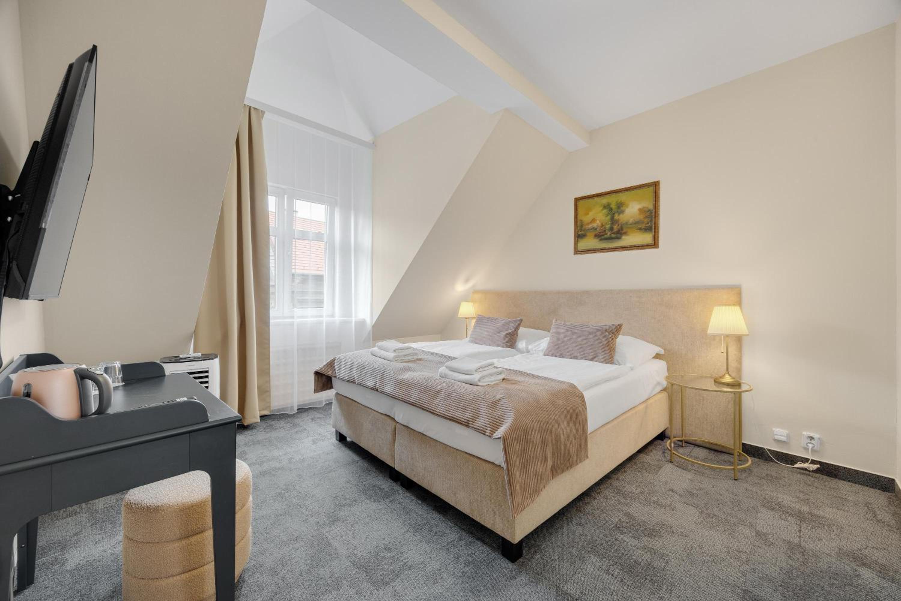 Triple Room - Photo 1