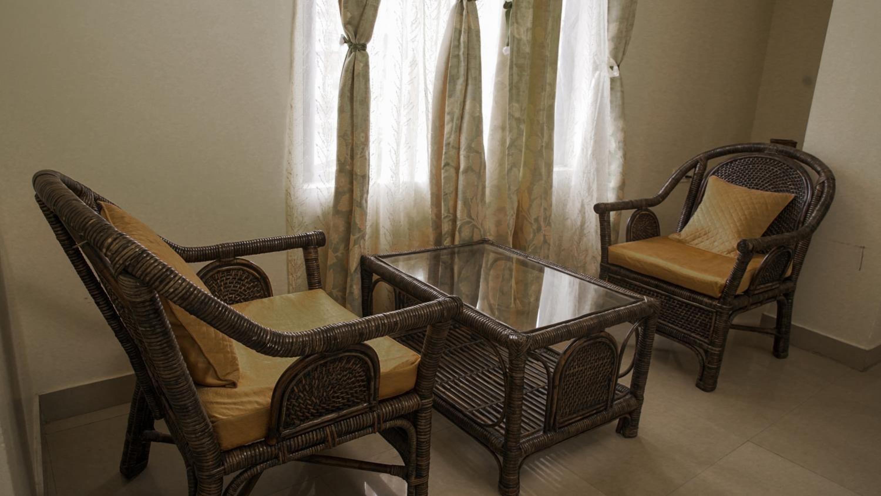 Queen Room - Photo 7