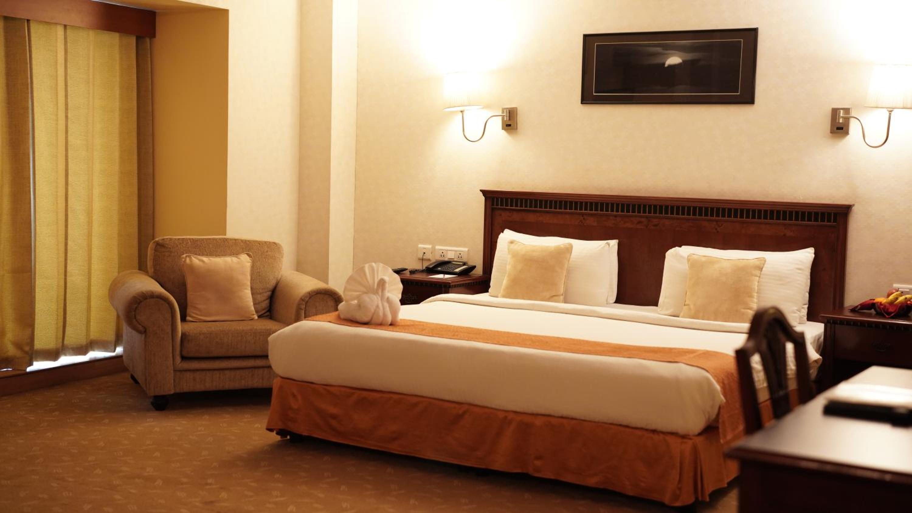 Grandeur Suite - Photo 8