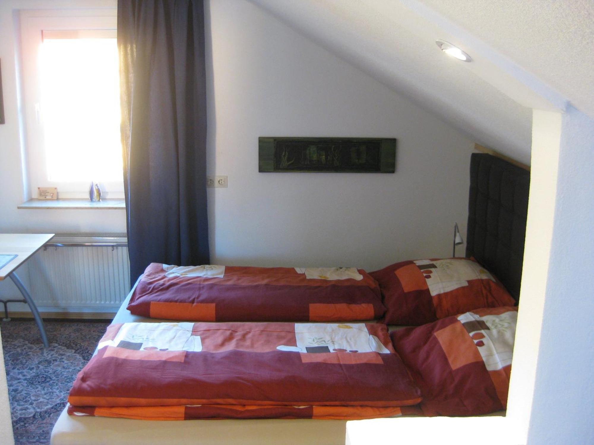 One-Bedroom Apartment with Garden View - Photo 4