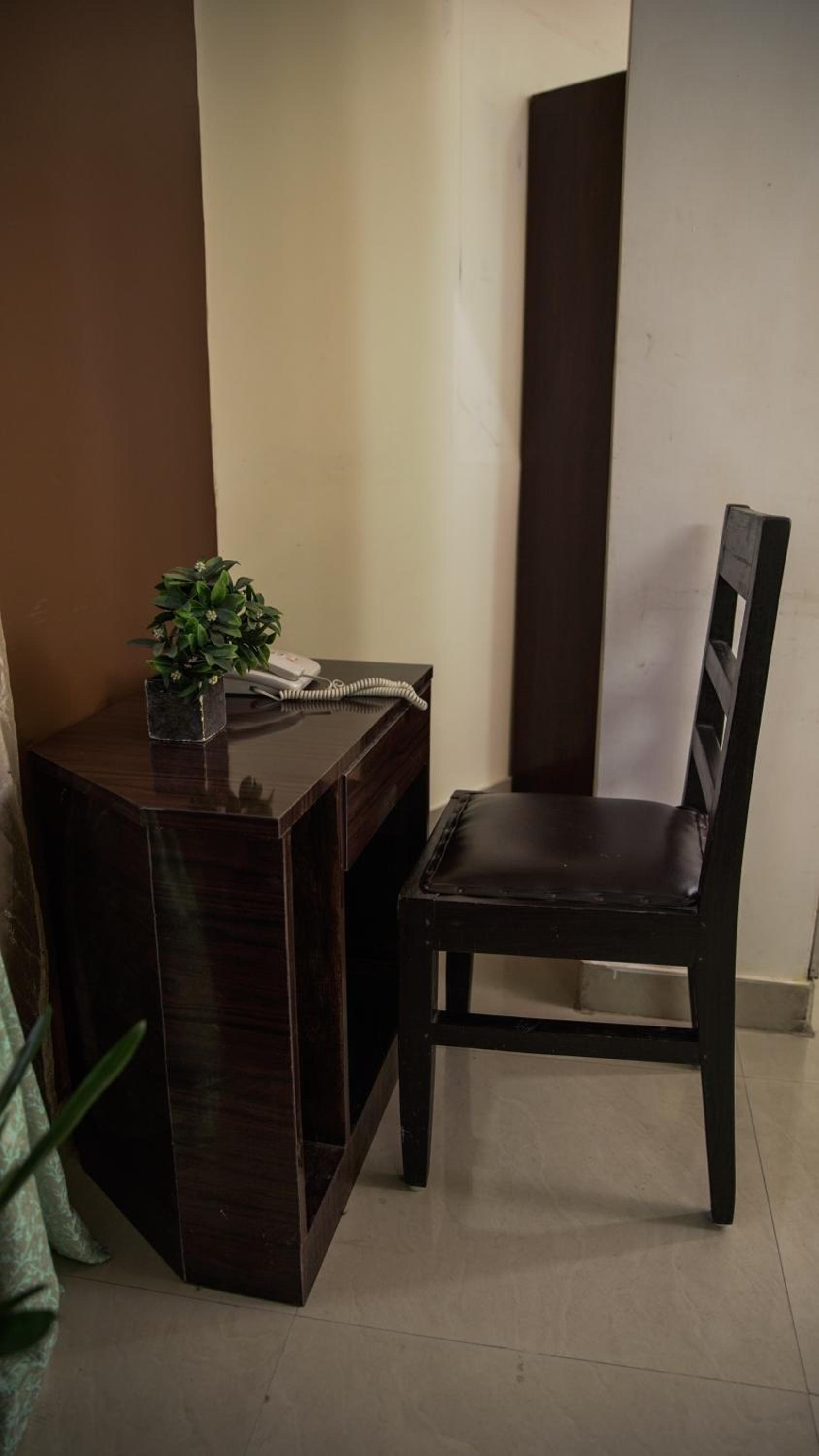 Deluxe Double Room - Photo 17