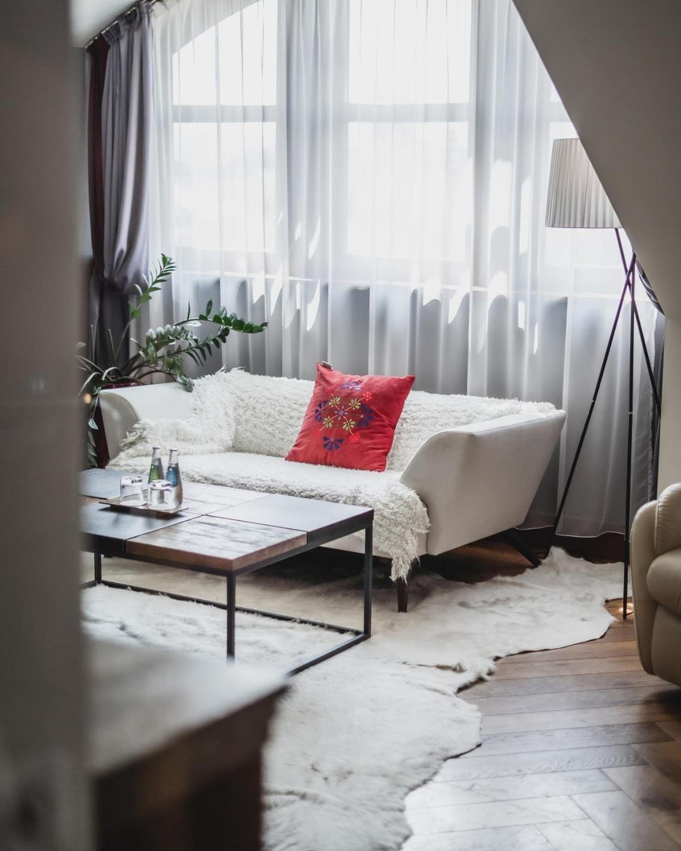 Apartment photo 2
