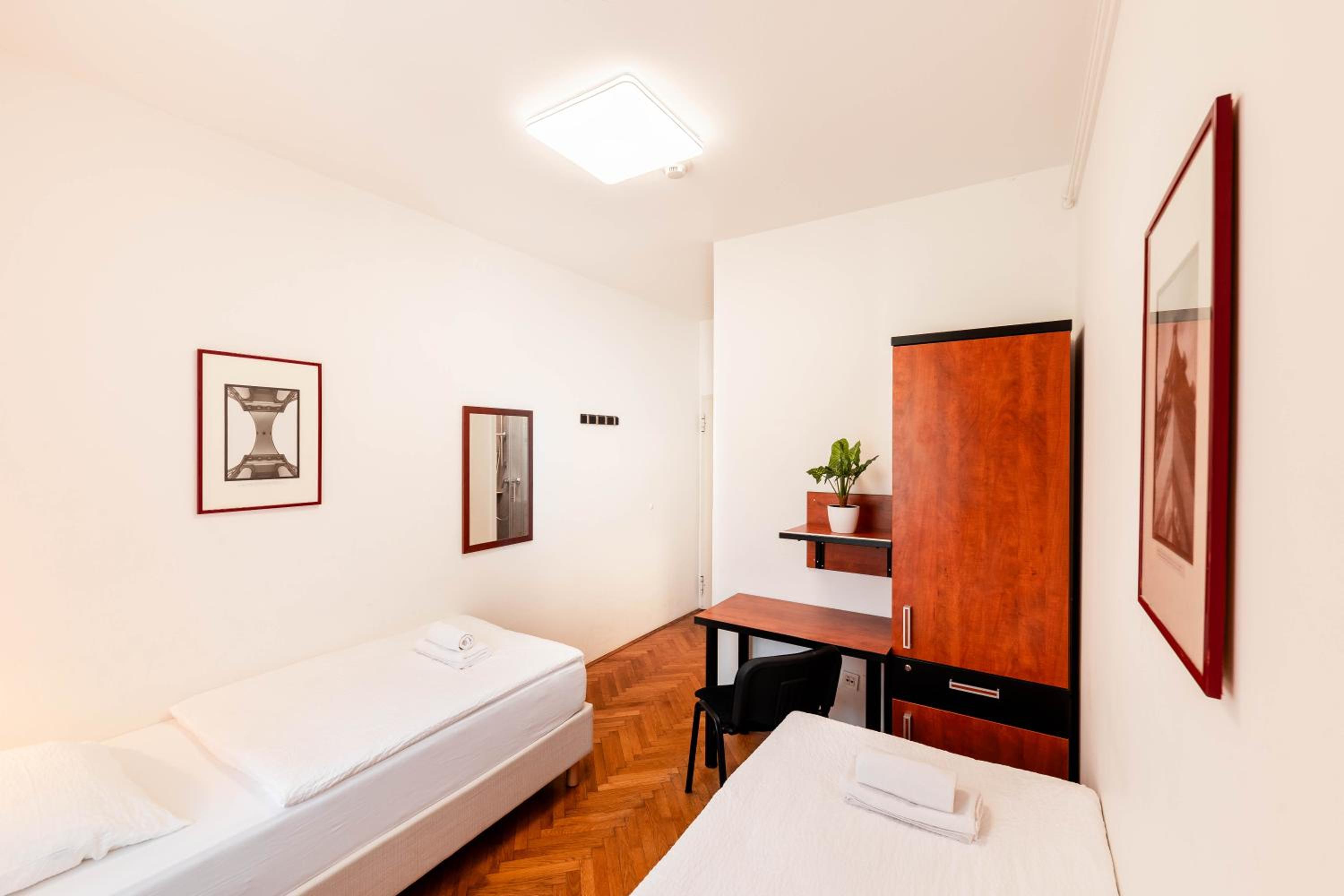 Twin Room photo 2