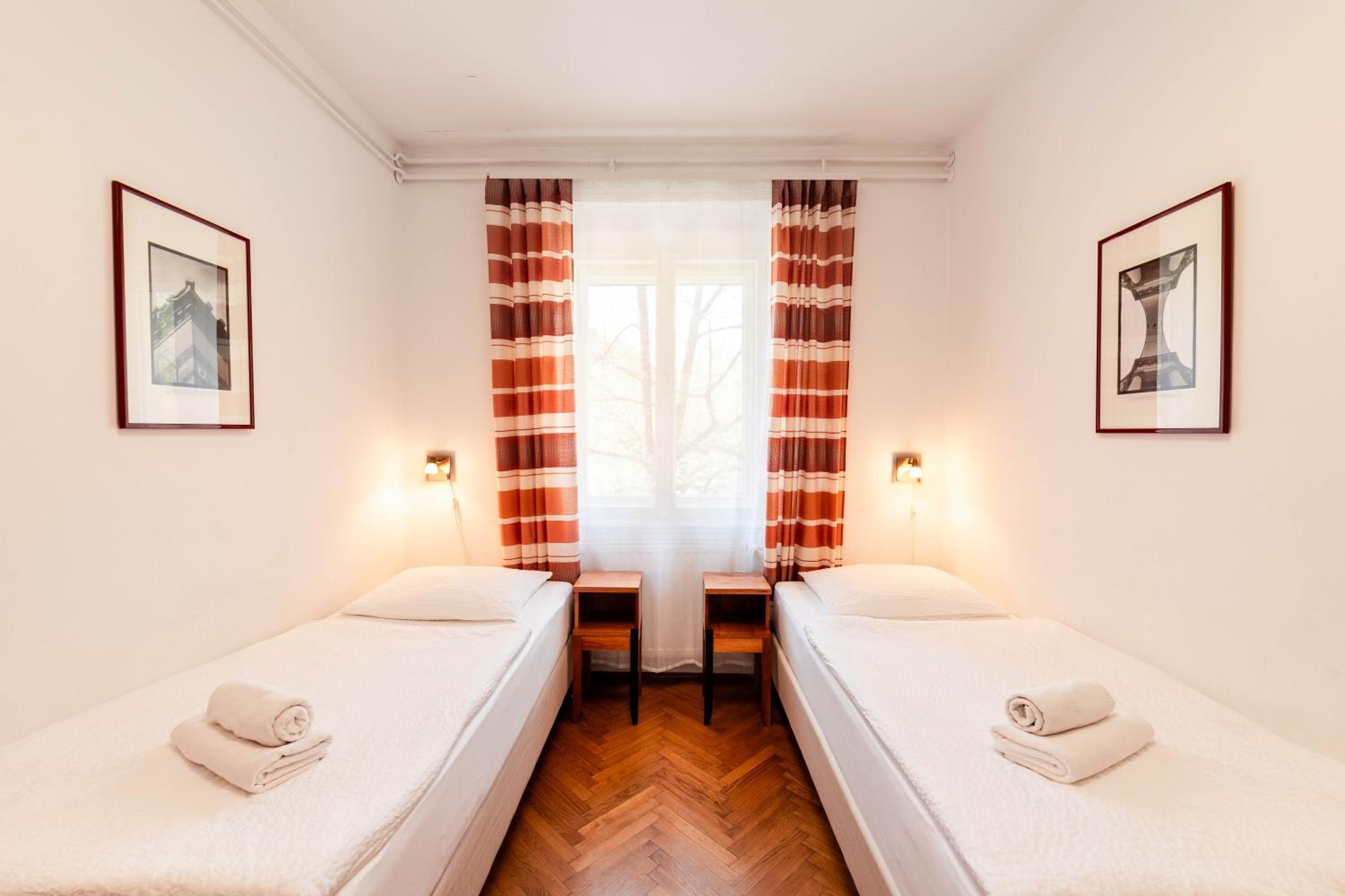 Twin Room photo 1
