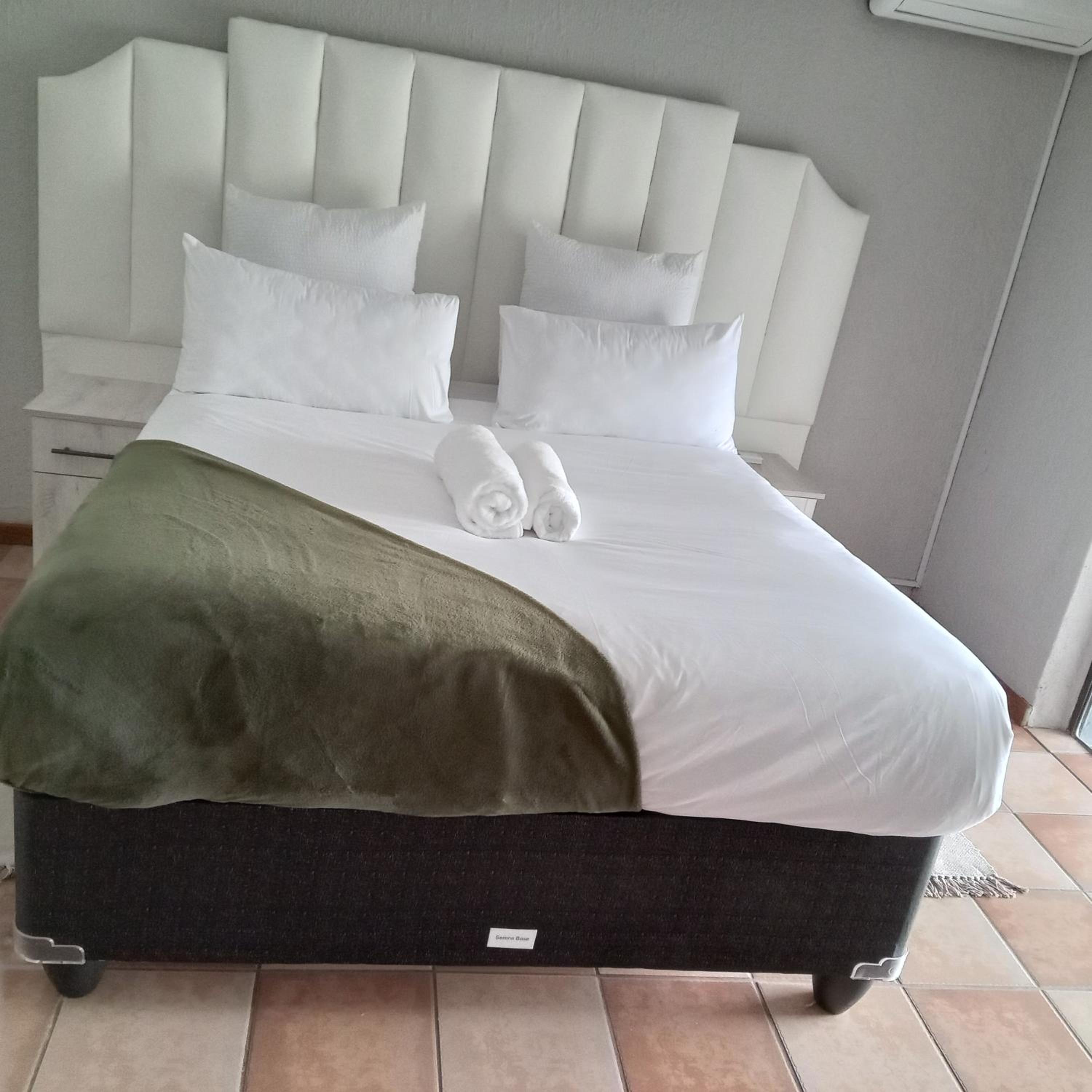 Double or Twin Room with Balcony photo 1