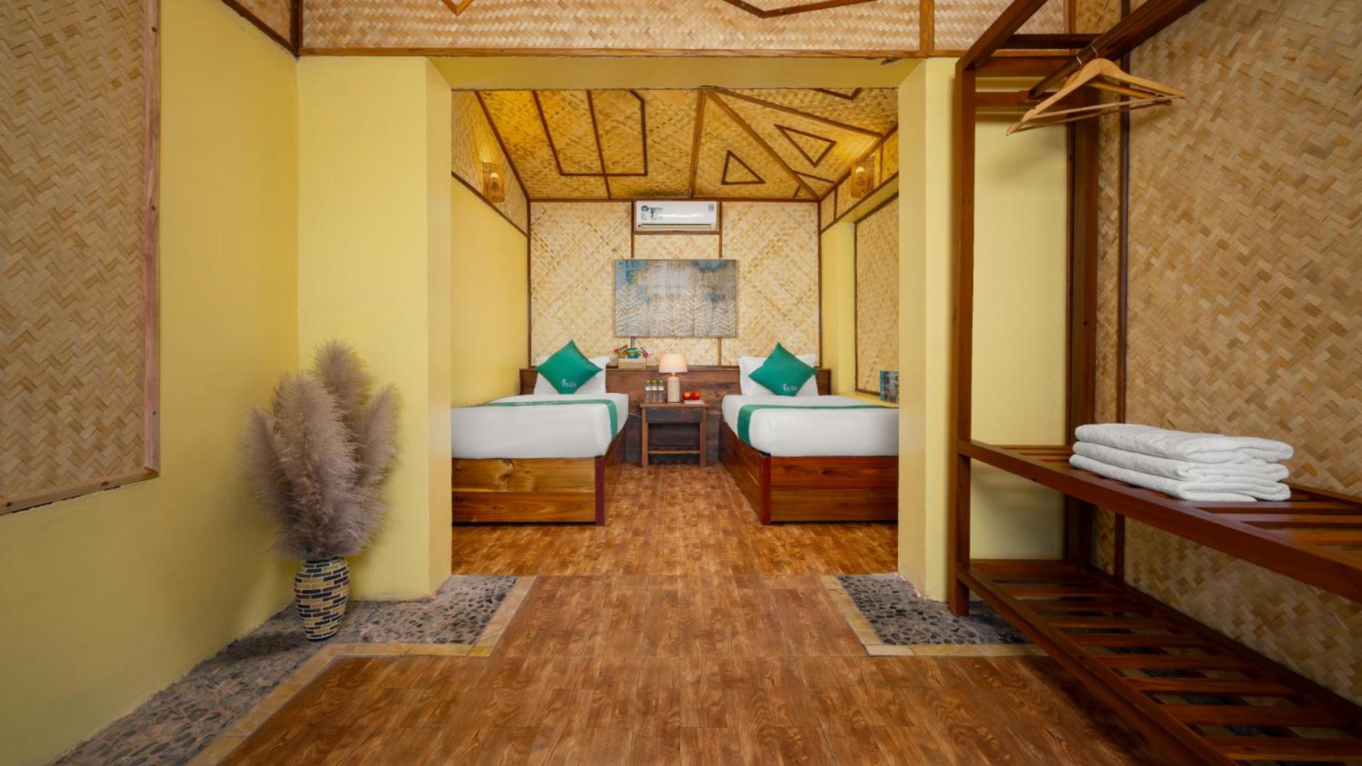 Deluxe Twin Room With Sea View photo 1