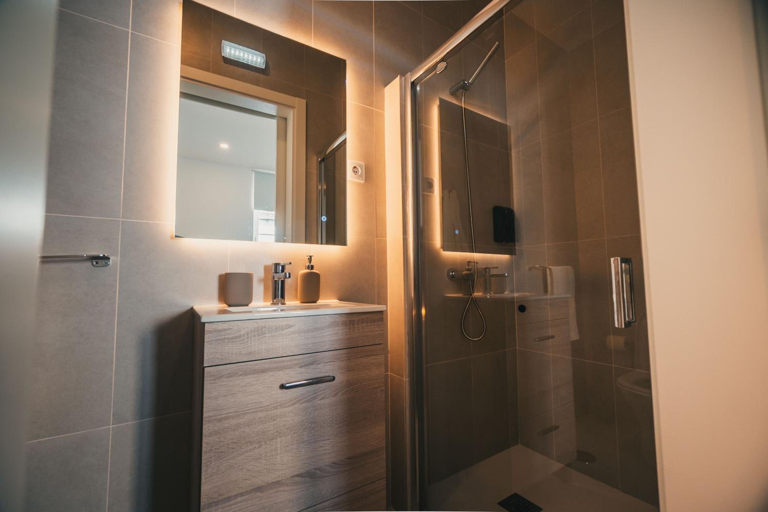 Double Room with Private Bathroom photo 2